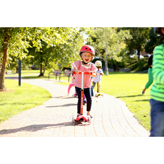 Micro Mini Deluxe Scooter - Red (Age 1-5) - 9