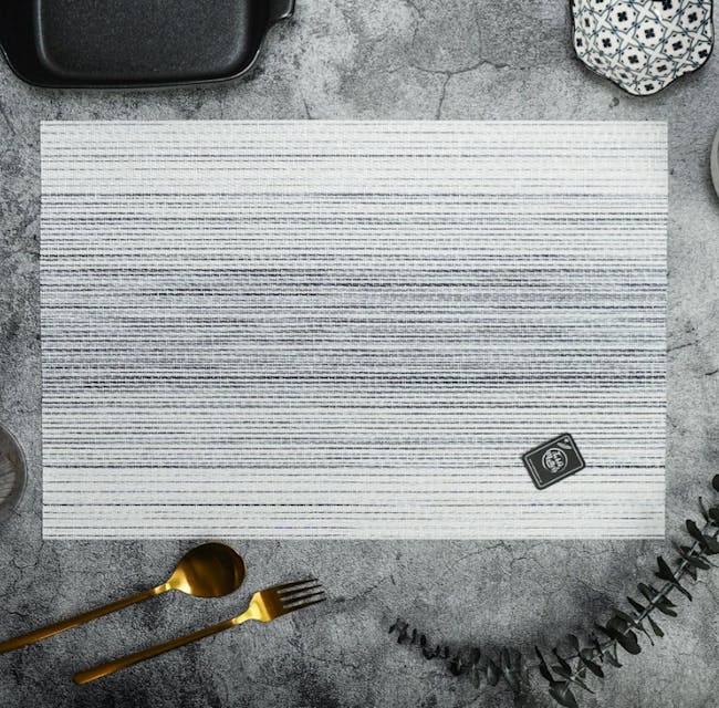 Ombre Placemat - 2