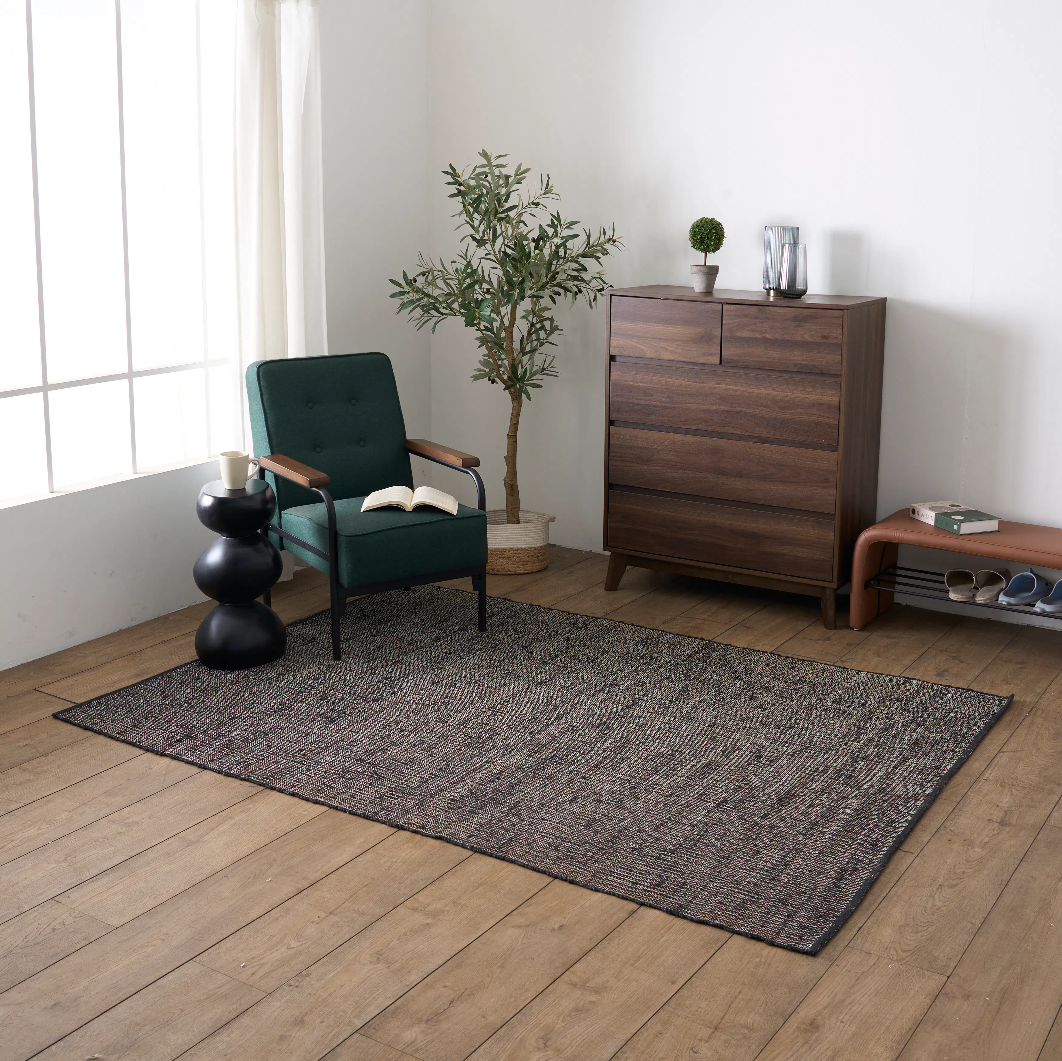 Romano Low Pile Rug - 2.3m x 1.6m - 9