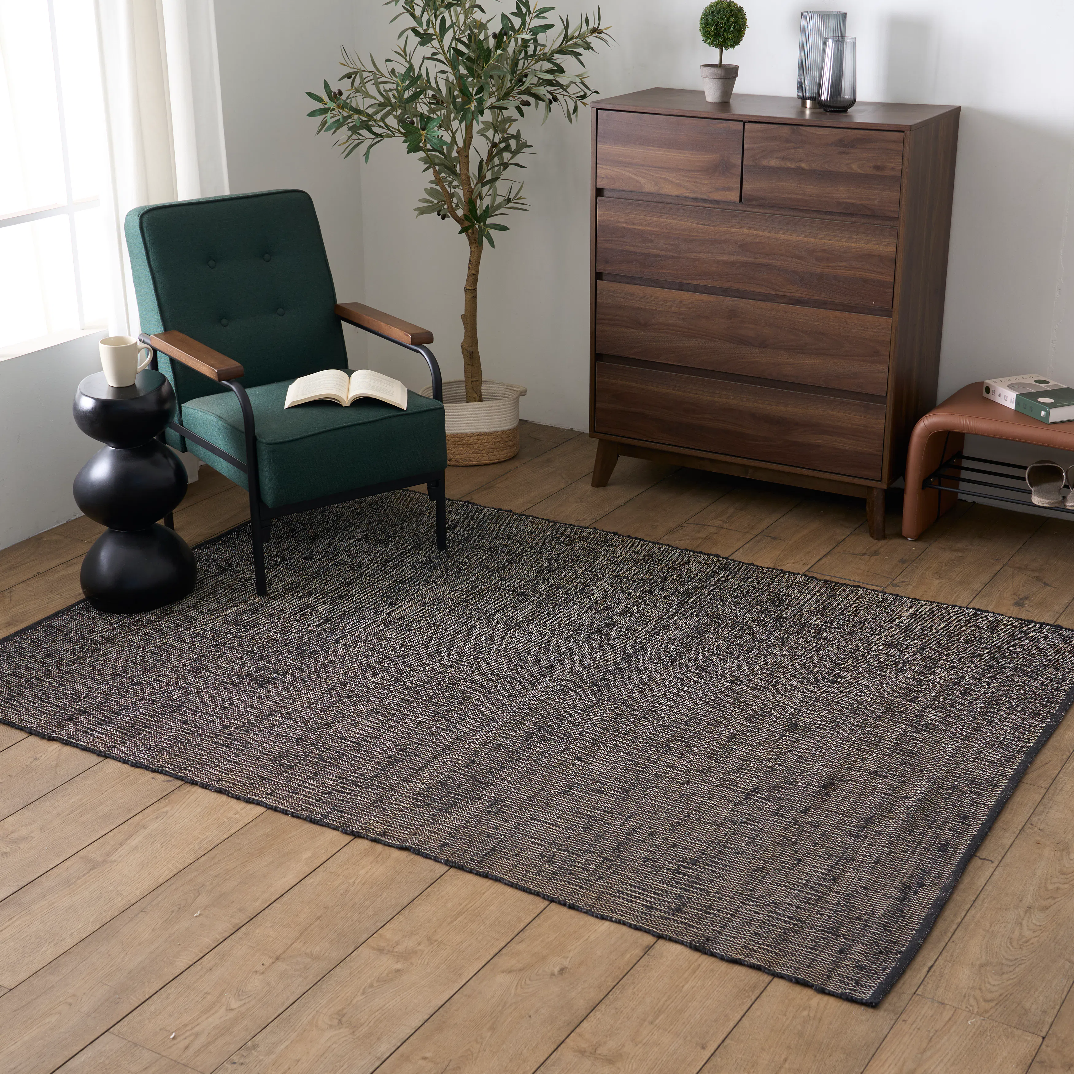 Romano Low Pile Rug - 2.3m x 1.6m - 7