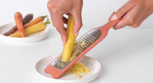 Tasty+ Coarse Grater & Cover - Terracotta Pink - 3