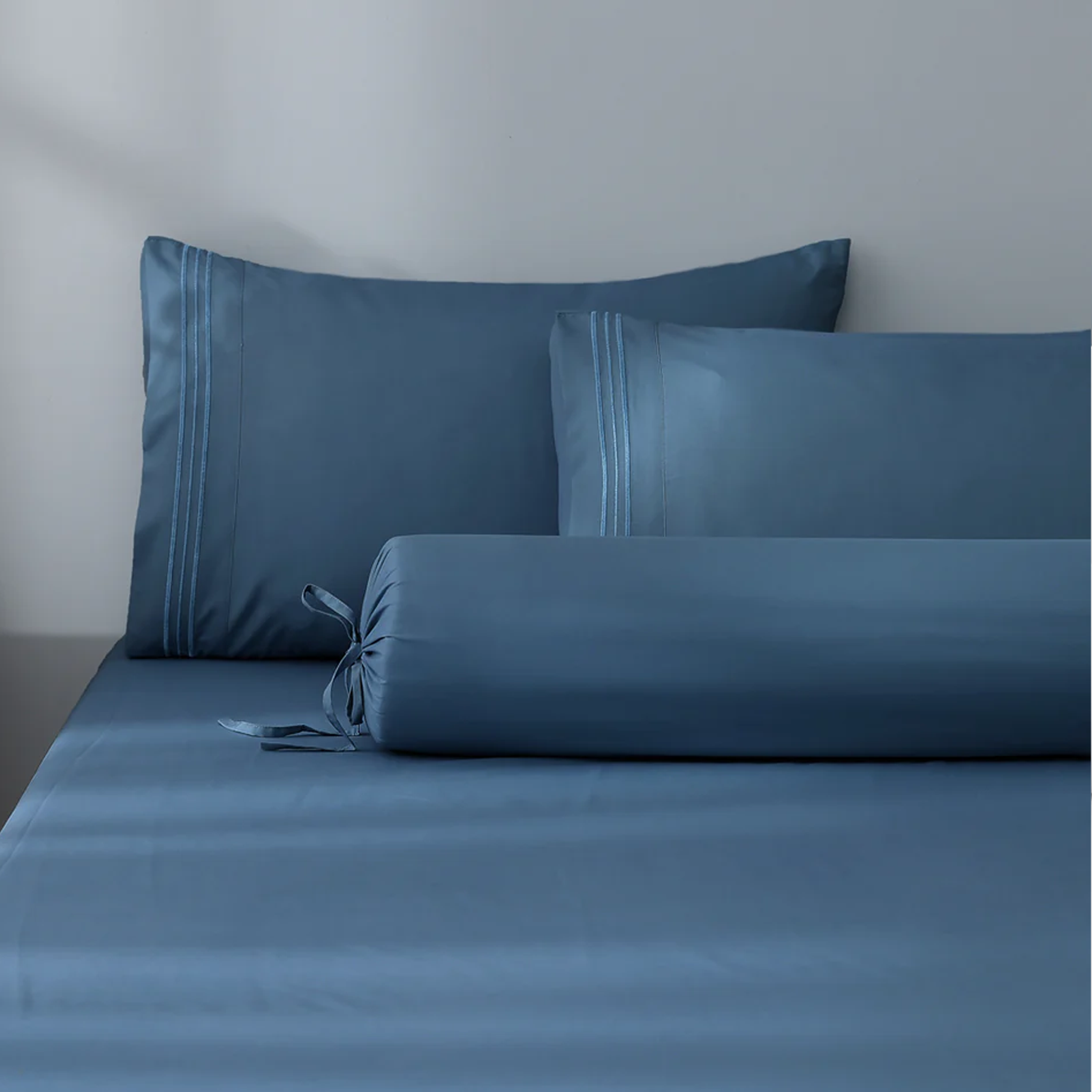 Robinsons Silky Soft Embroidered Microfibre Fitted Sheet Set Core Collection - Deep Teal (4 Sizes)