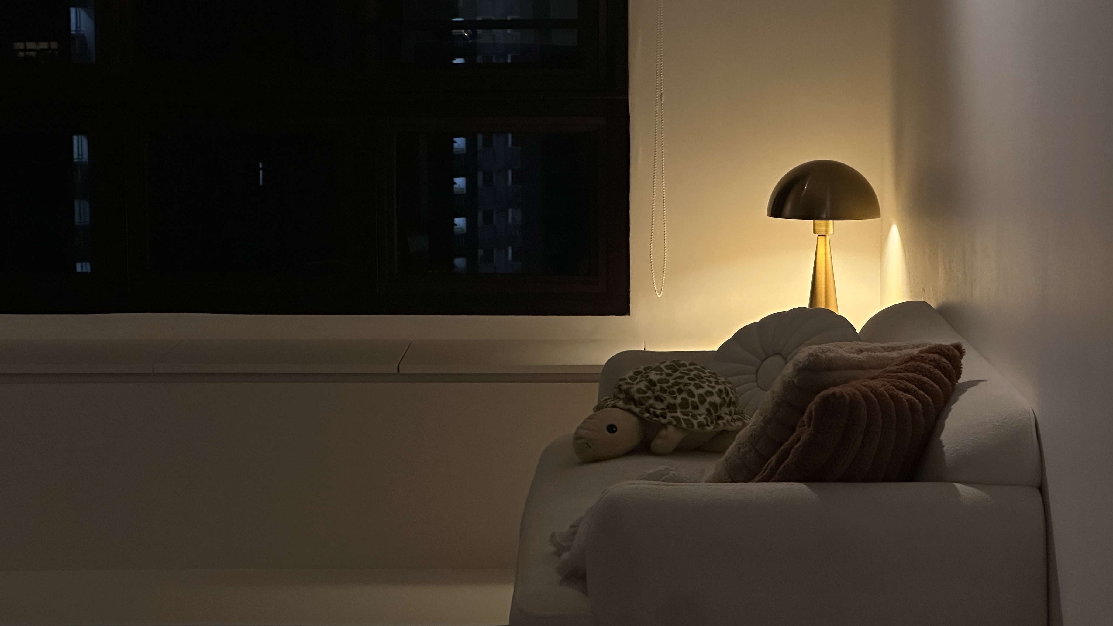 Customer home photo 11: Love the lamp! ✨