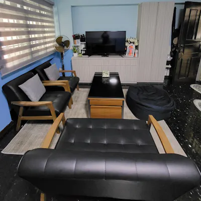 Customer home photo 7: Super nice! Bought 2 seater and x2 armchair. Fast delivery too!
Thank you HipVan!