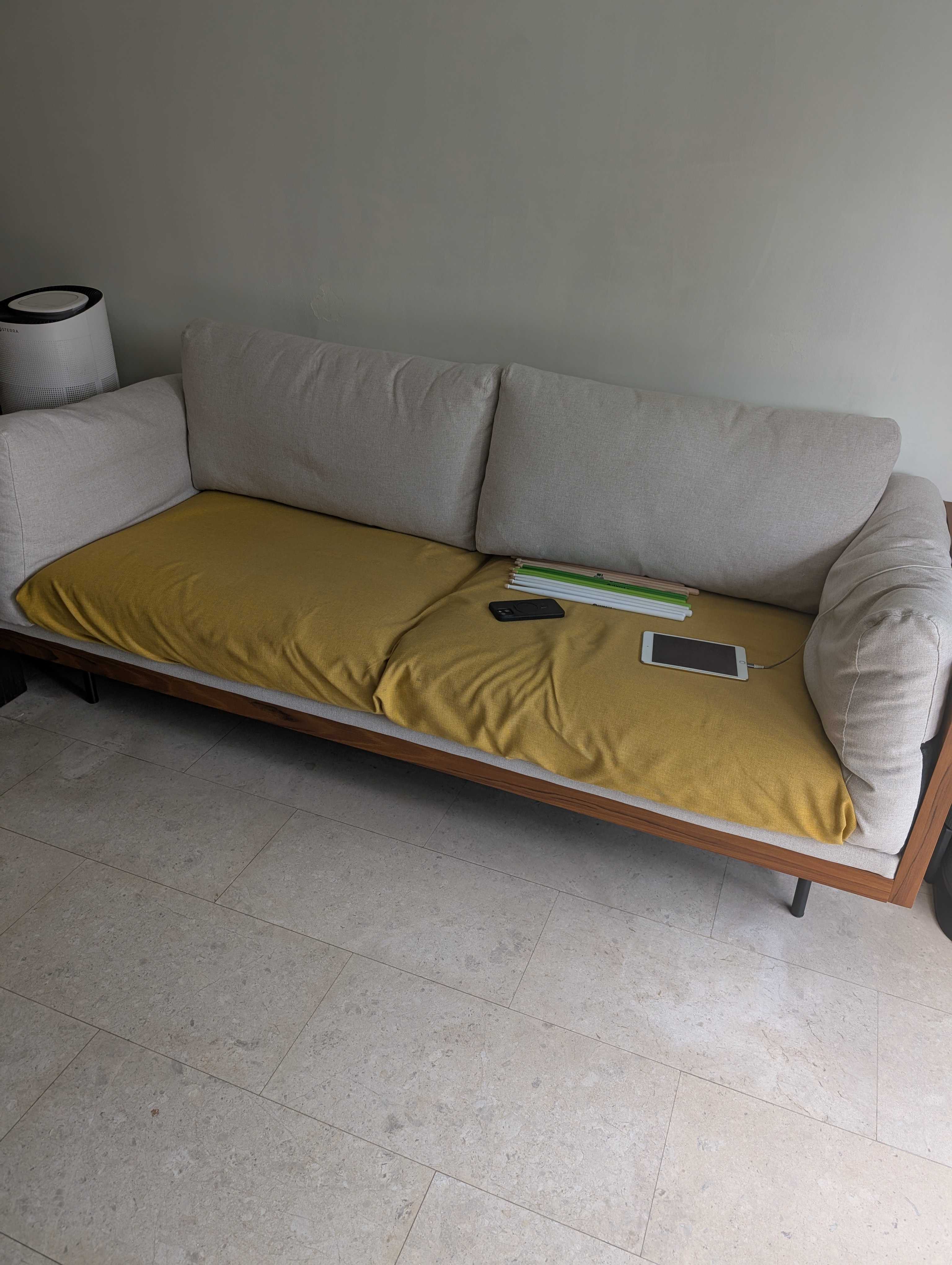 Customer home photo 1: feel comfortable and looks smashing.
I am looking for side chairs already to go with the sofas as well as ottoman.