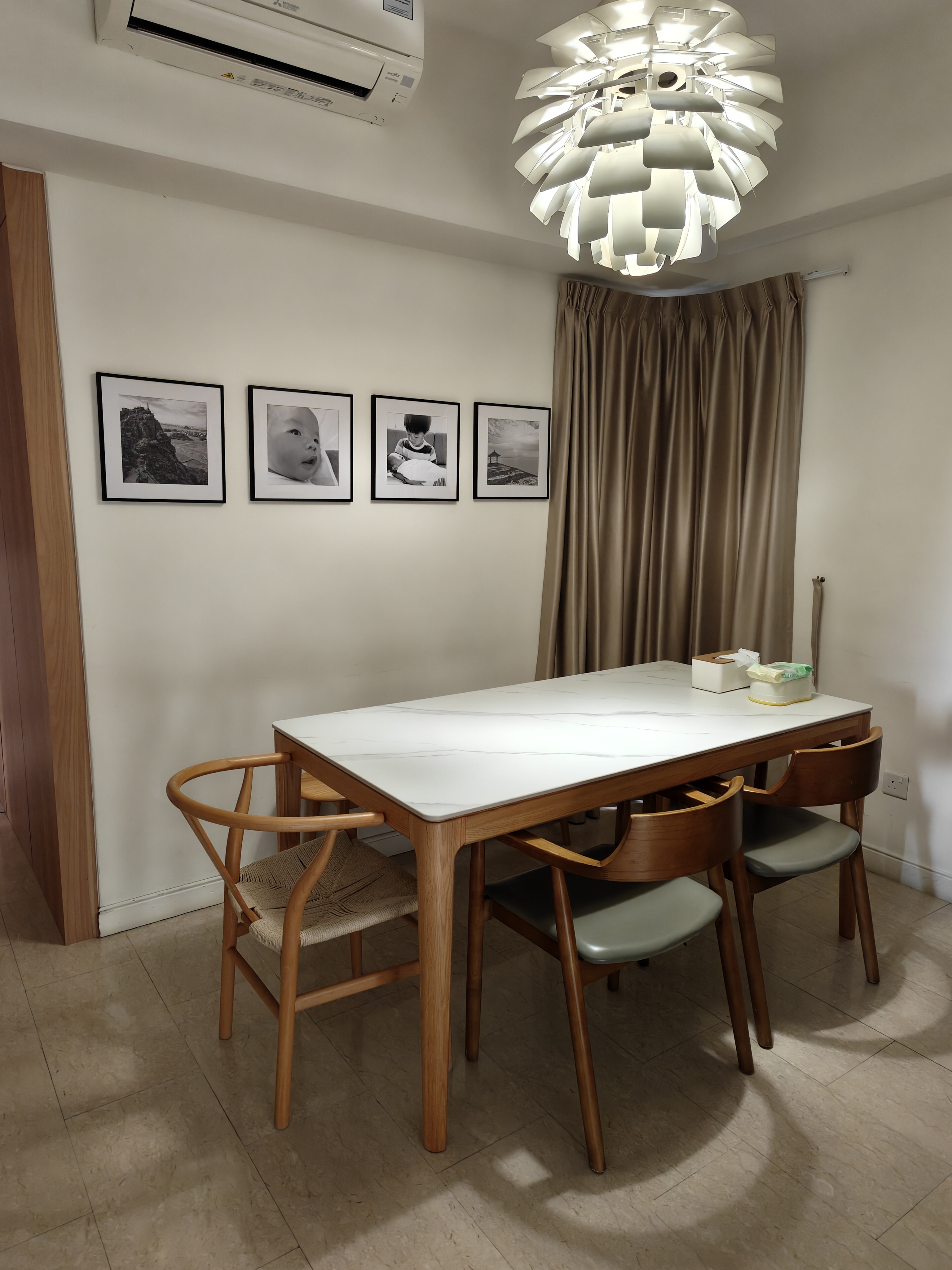 Adelyn Dining Table 1.6m - Oak (Sintered Stone)