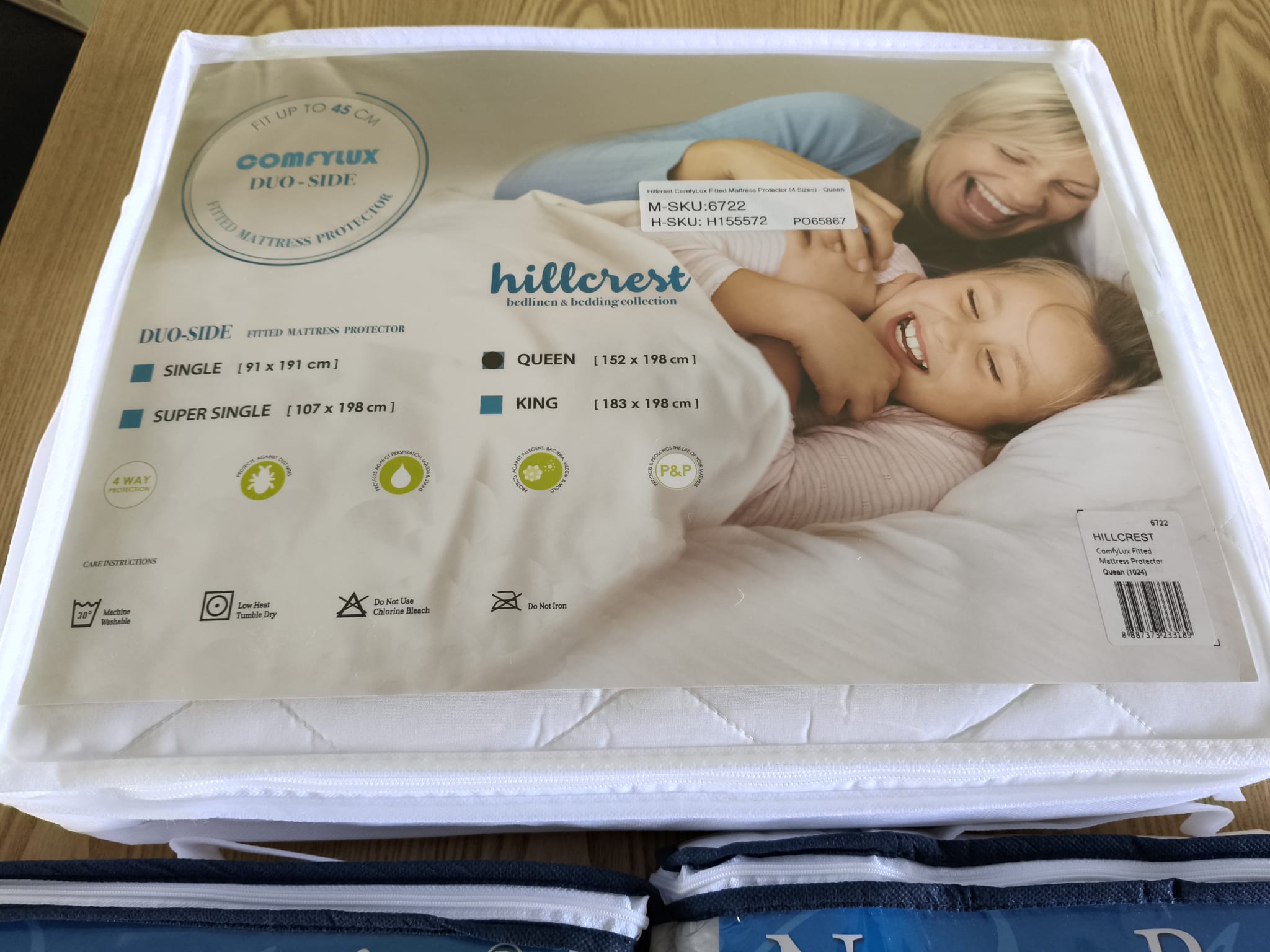 Hillcrest ComfyLux Fitted Mattress Protector (4 Sizes) - Queen