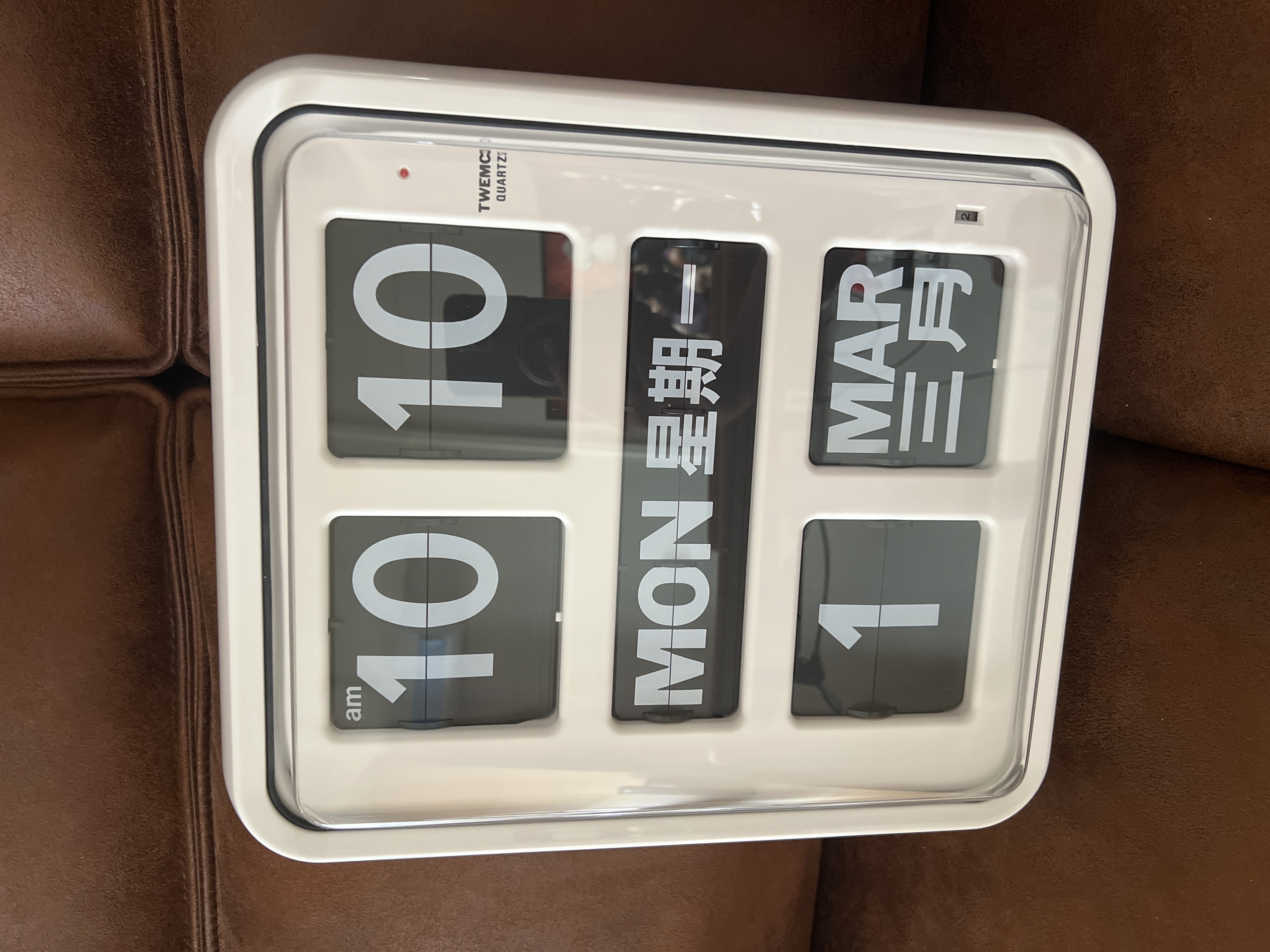 Customer home photo 11: Like the look of the clock