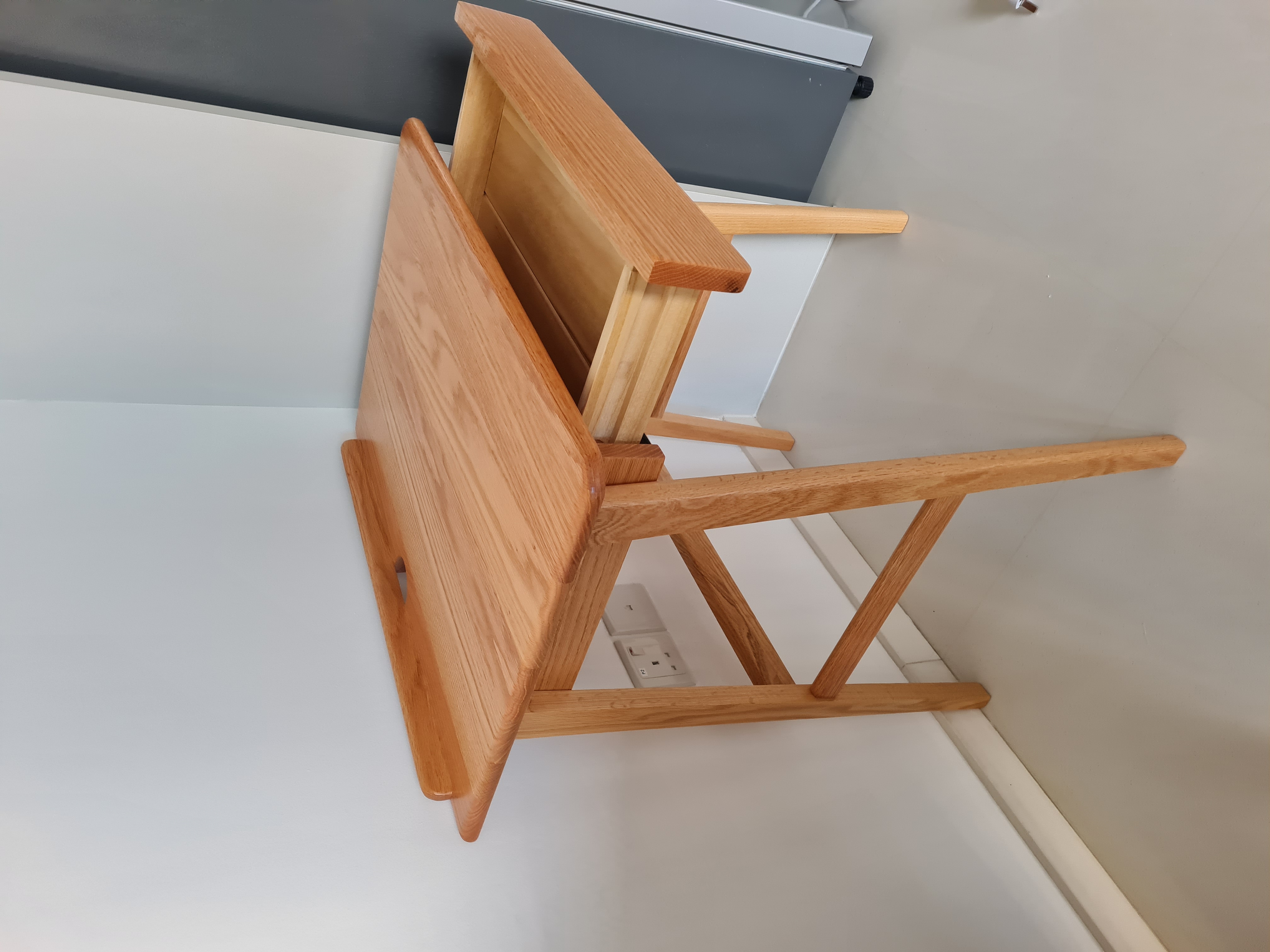 Chase Study Table 0.7m