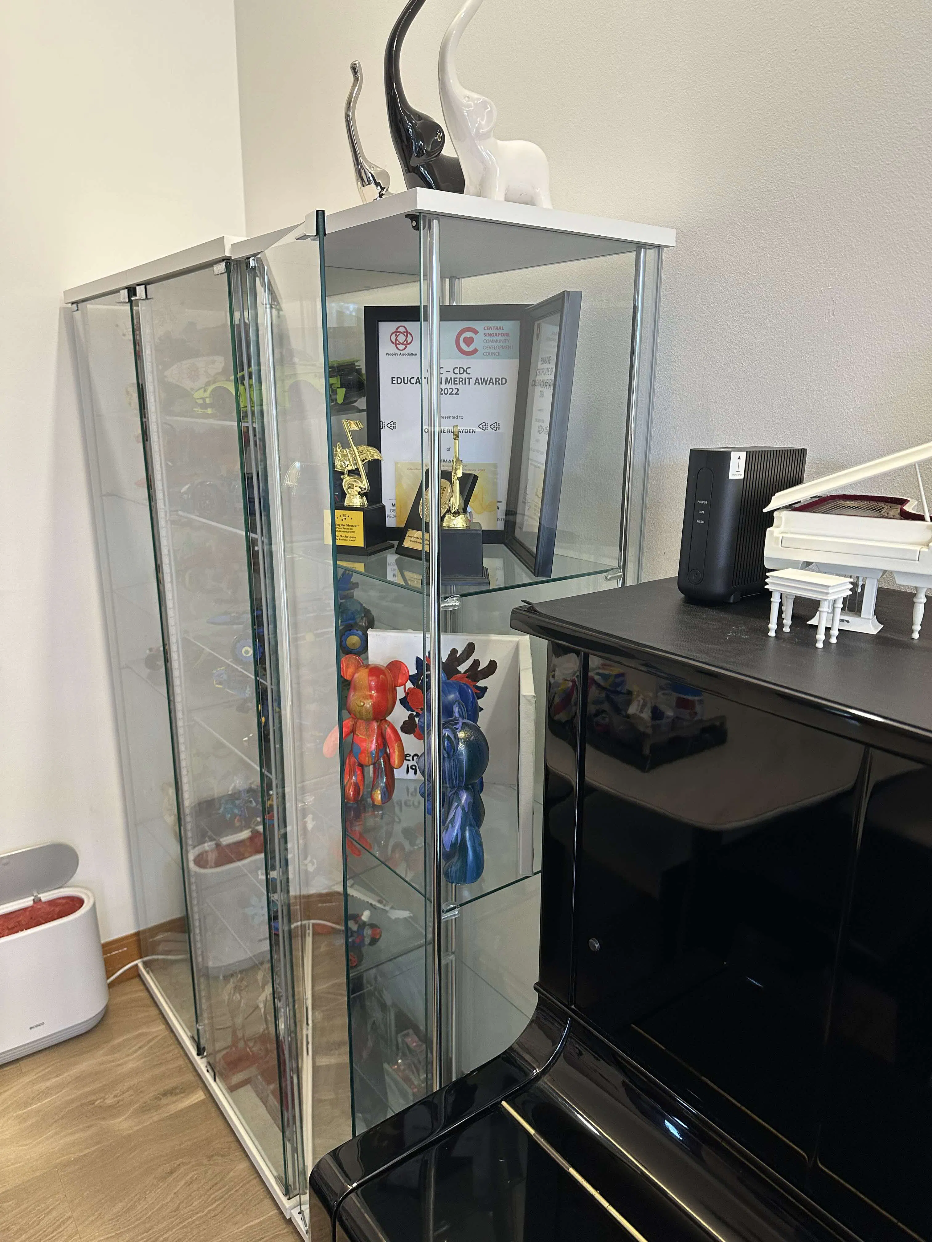 Customer home photo 5: delivery was fast and installer were efficient in assembly of the cabinet. i bought it as it is quite similar to the one i had, and it looks wonderful along my 2 other cabinets. will definitely buy other furnitures from hipvan again.