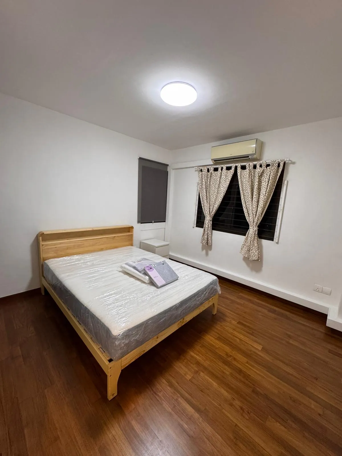 Customer home photo 2: Like this bed is because of the space at the head rest where you can keep some small items. Quality is acceptable and price is fair