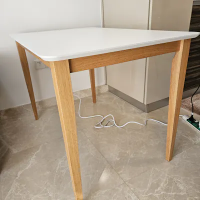 Customer home photo 22: Minimal look and easy to put in any rooms.