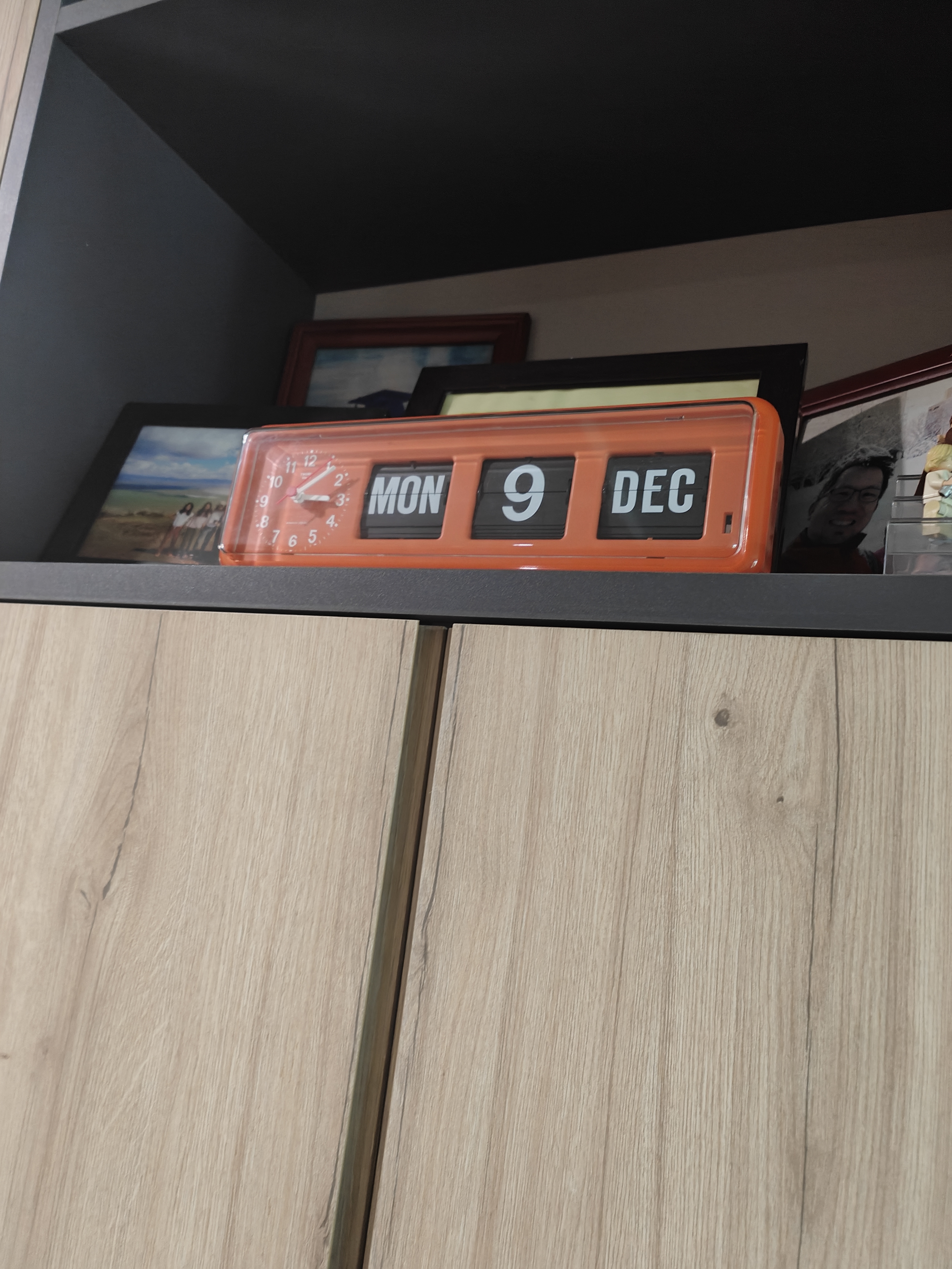 Customer home photo 5: Big display. Easy to read from far.