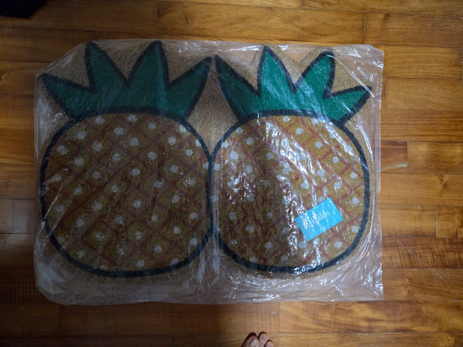 Customer home photo 1: Giift to my friend for housewarming. She loves it