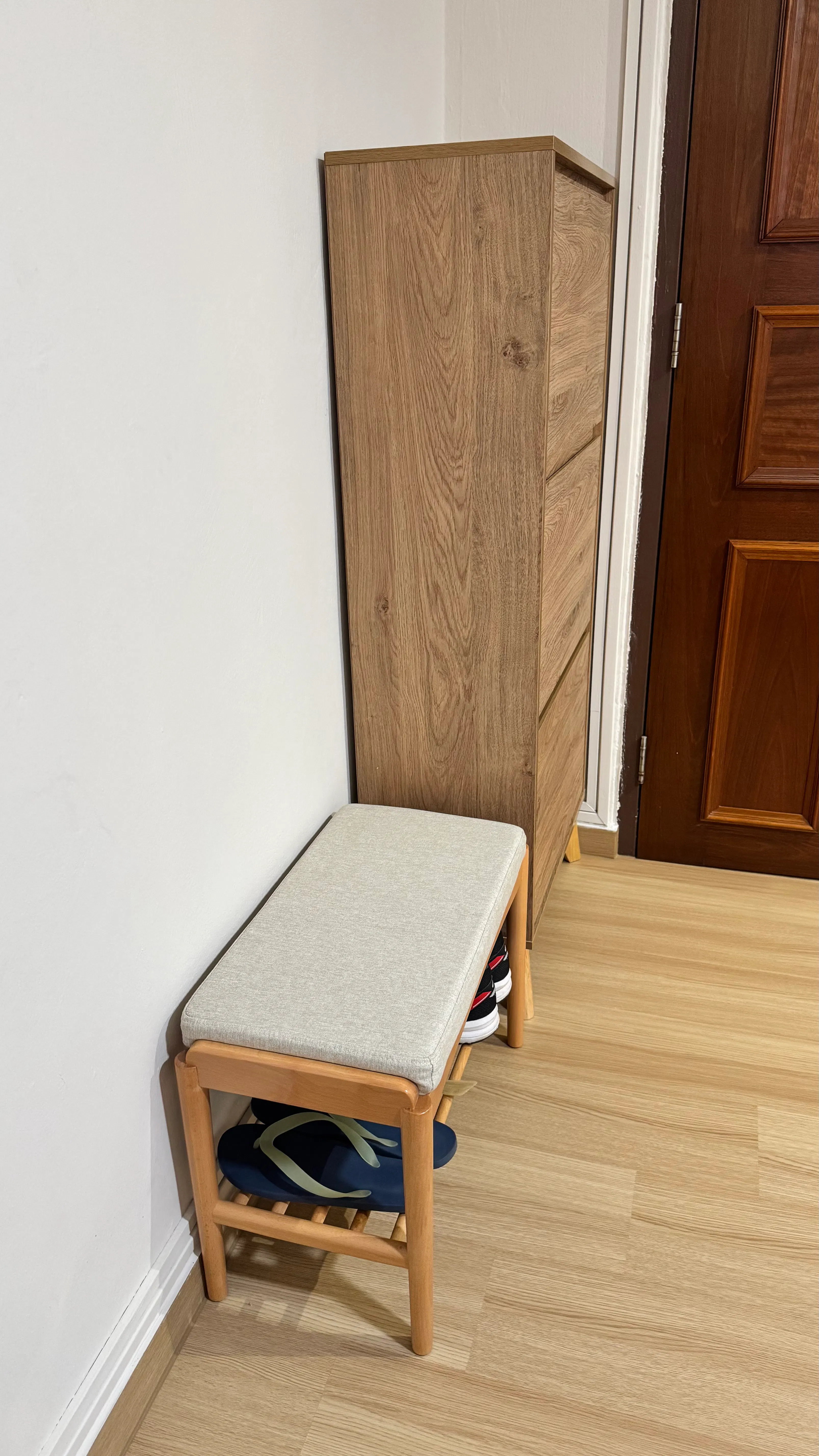 Customer home photo 1: It’s so useful to have by the door and next to the shoe cabinet. It makes it easy to put on your shoes. The seat is quite comfy too! I also like that it comes with padded feet so it doesn’t scratch the floor.