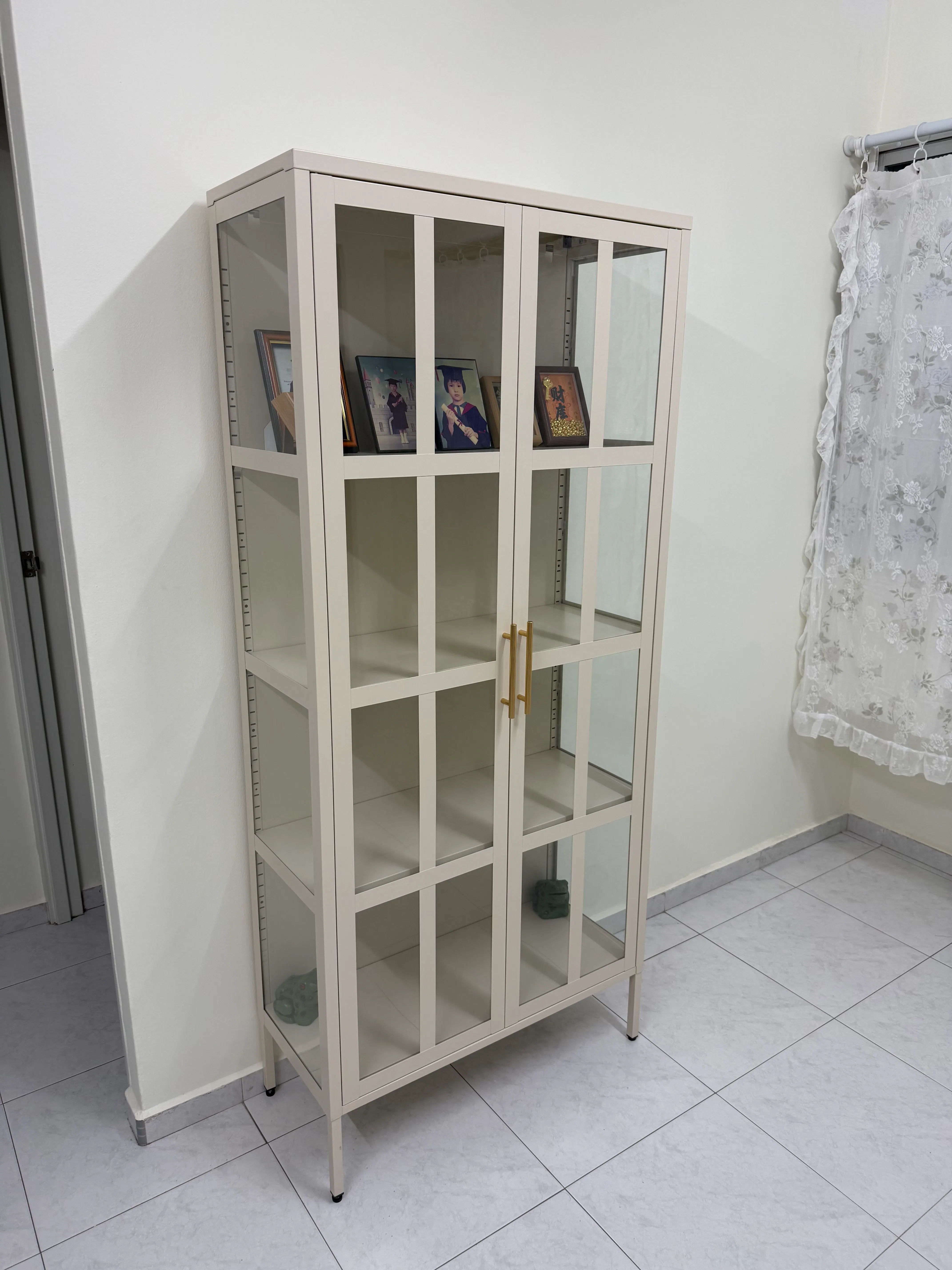 Customer home photo 1: Item is well received. Installation is nicely done. Delivery is on time. Highly recommended.