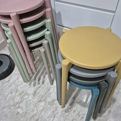 Customer home photo 1: Stools were well protected when delivered - the seats of the stools were wrapped with thin foam sheets/bubble wrap, while the legs were wrapped in plastic. Stool is light weight, sturdy and pretty.
This particular piece is slightly uneven, ie rocks/wobbles a little, but is stable once it is weighed down by a person's body weight.