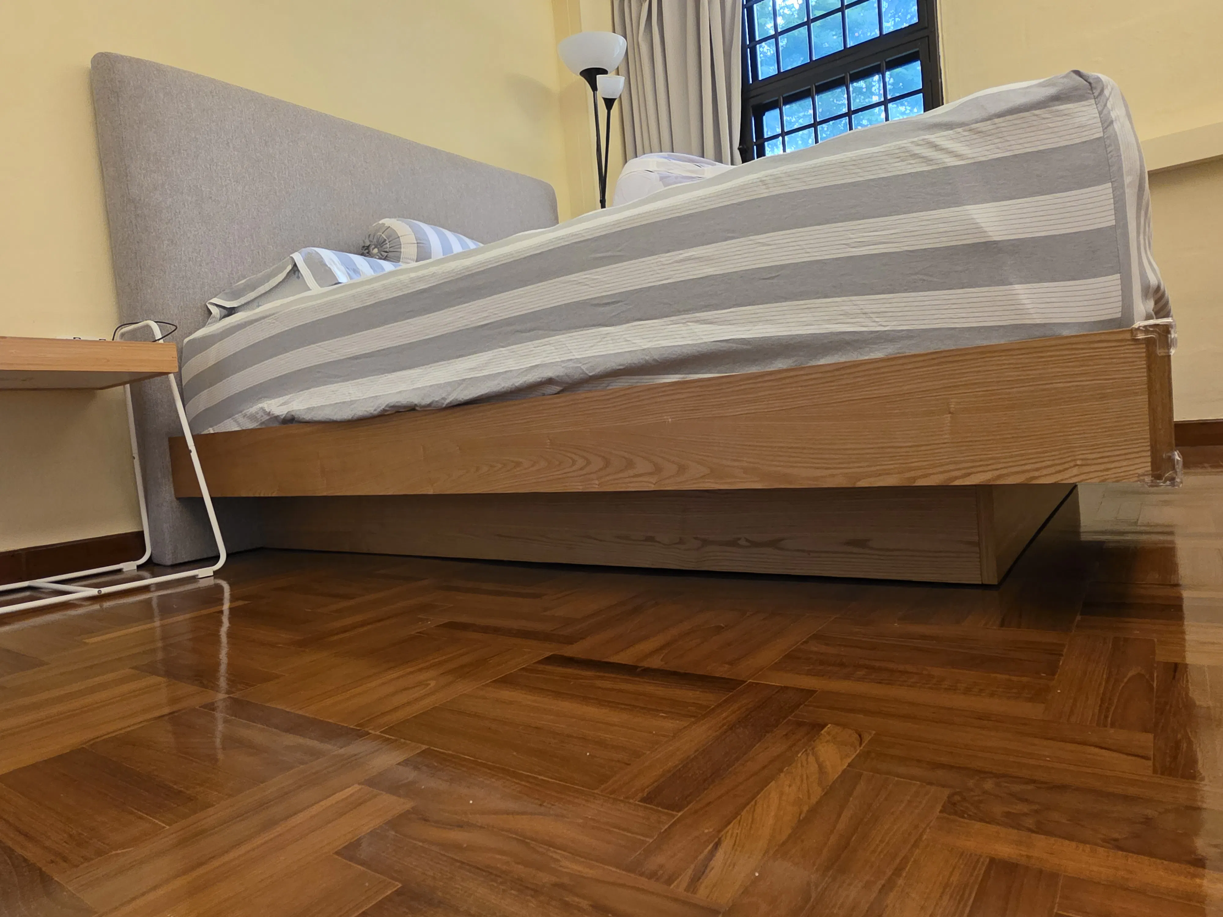Kenzou Queen Bed - Oak, Grey Mist
