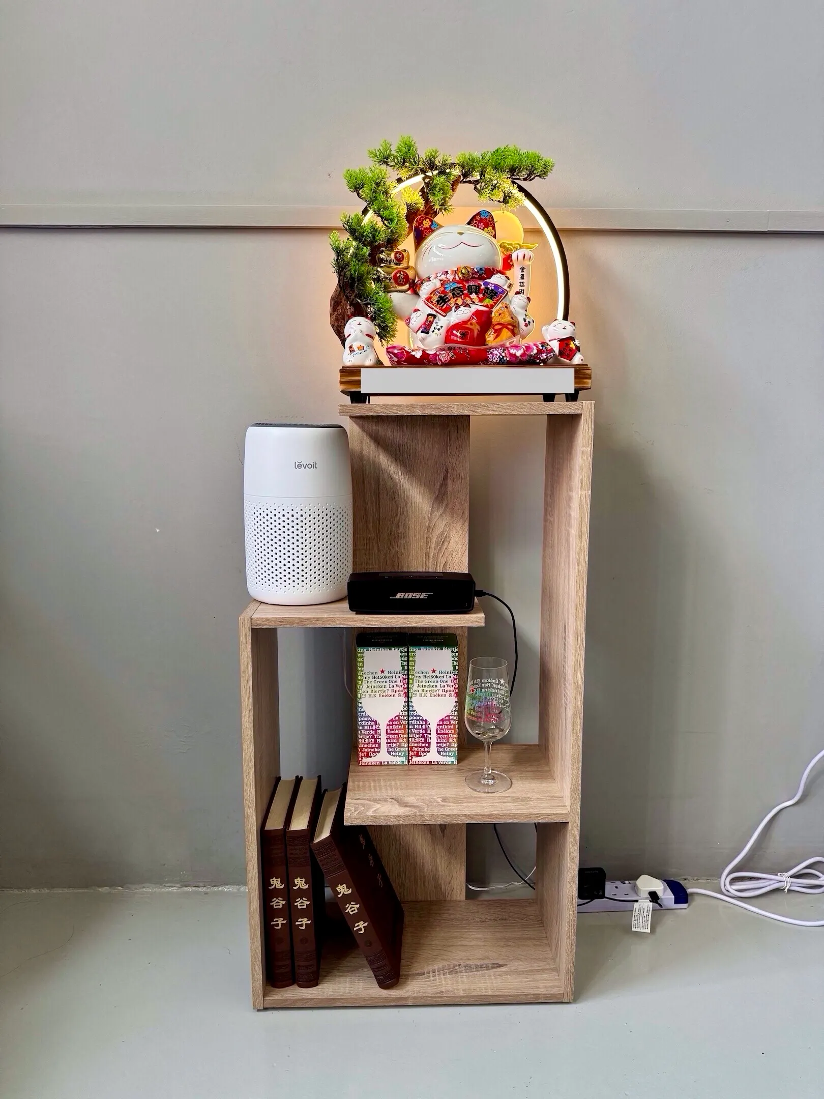 Customer home photo 1: Placed it in office for decoration purpose. Overall satisfied!