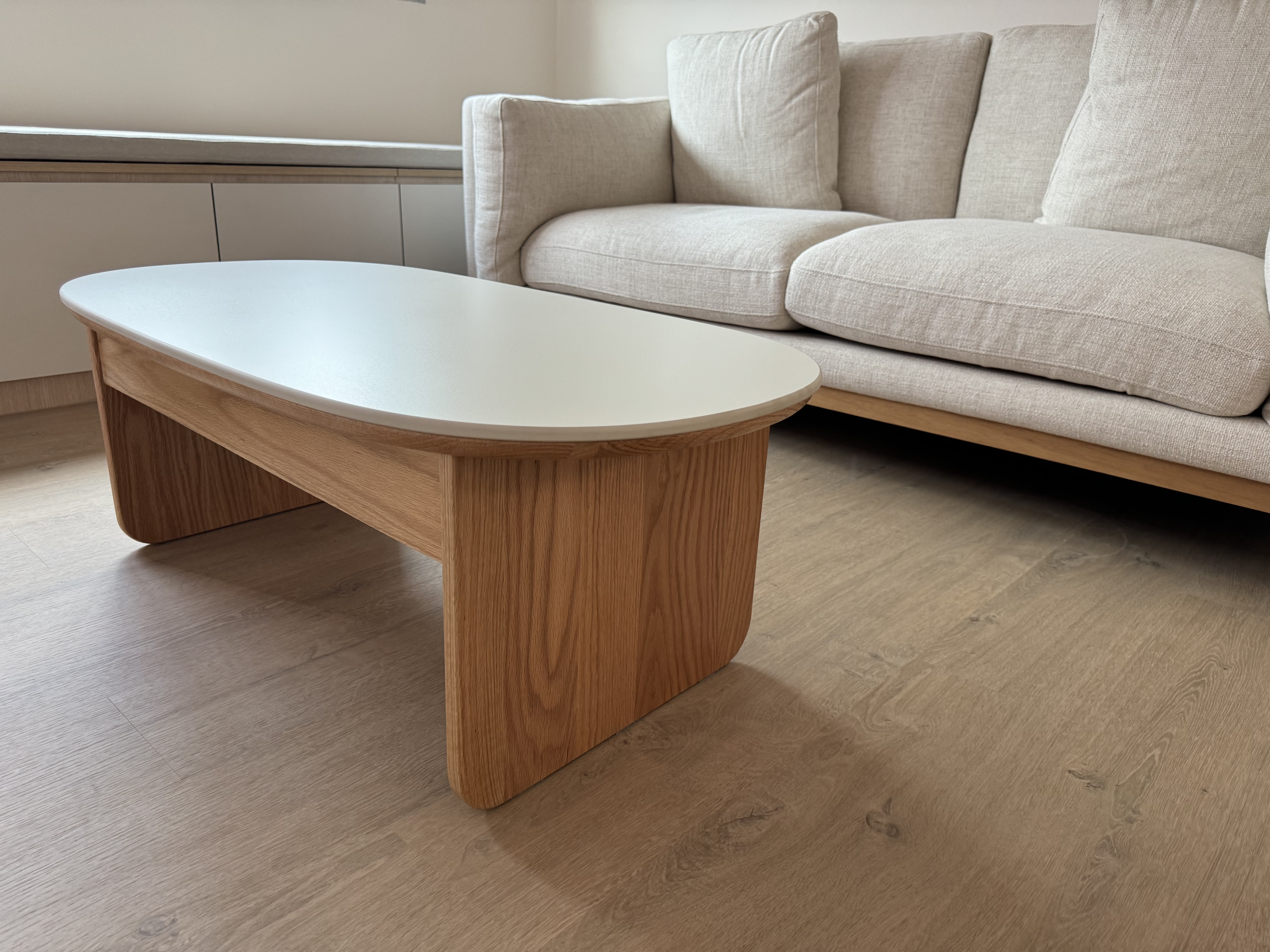 Customer home photo 15: Sturdy table.