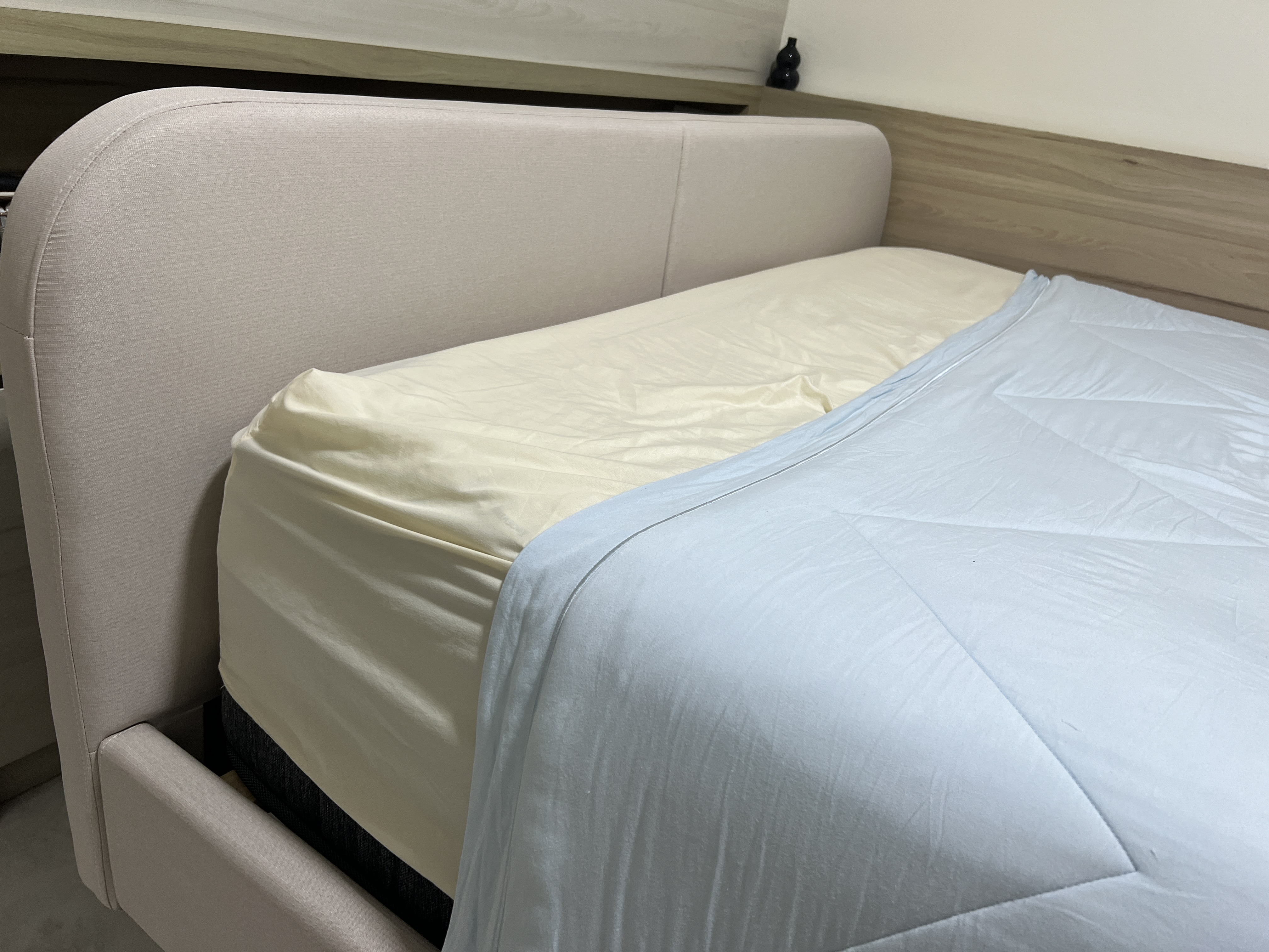 Customer home photo 9: This is my first time purchasing furniture from HipVan. Thoroughly love my new bedframe, even my son said it looks pretty! Definitely value for money. The installation was done within 20 minutes. I am now looking for a mattress on the HipVan website as my current mattress is slightly bigger than the local mattress size.