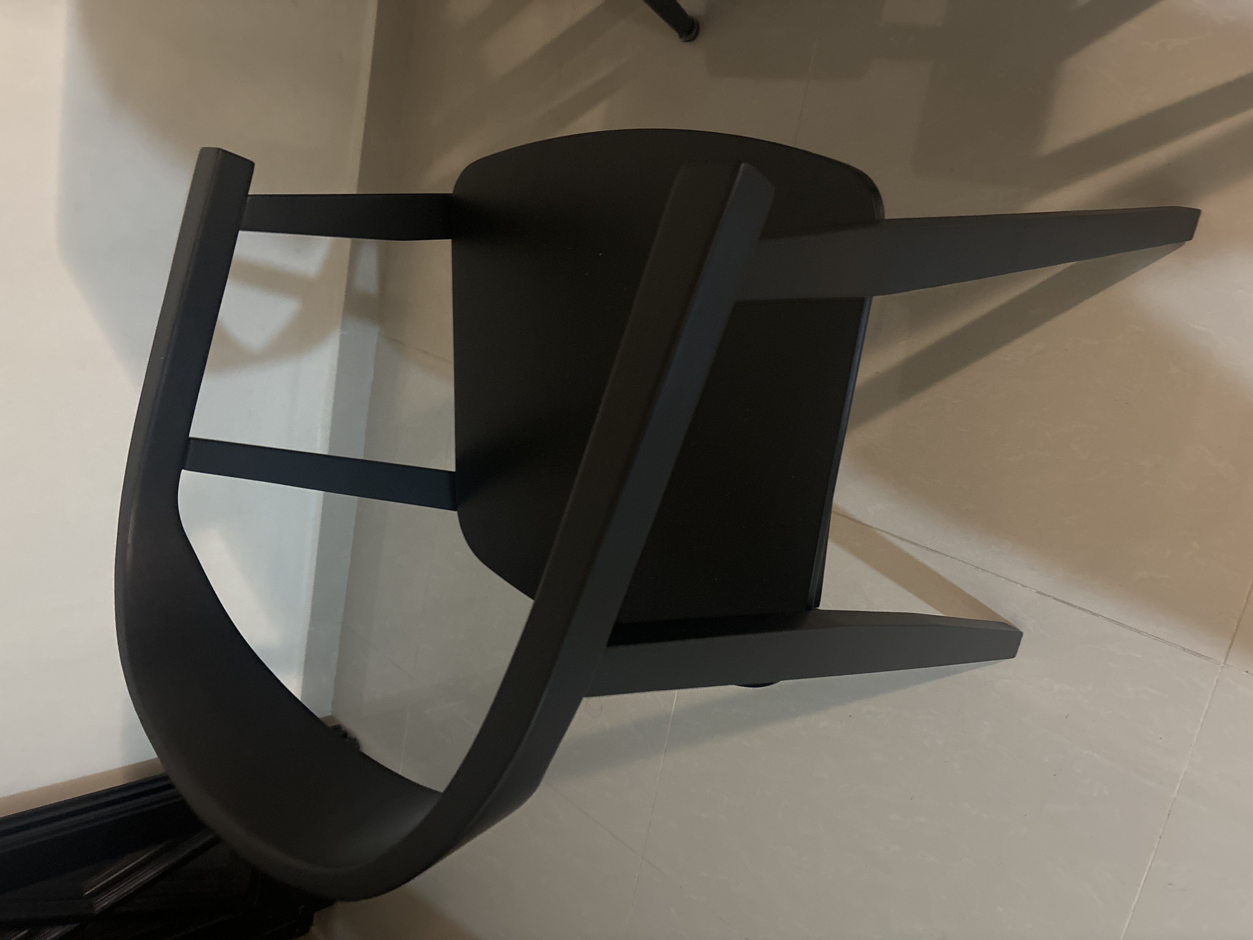 Customer home photo 10: Stylish design in black.
Bought 4 of them for my dining room.