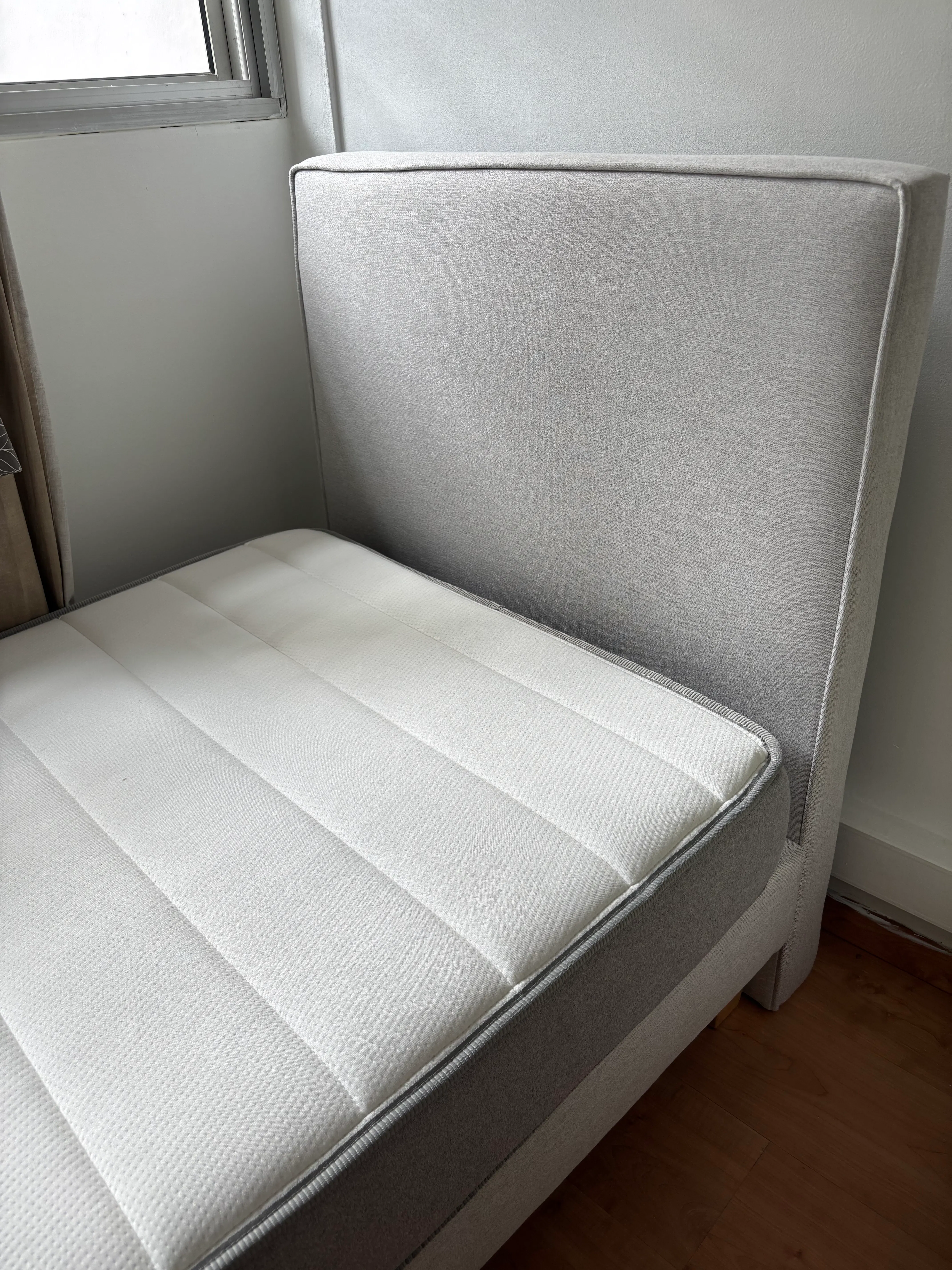 Customer home photo 8: Very comfortable and light