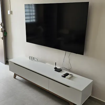 Customer home photo 1: The console fits well and the storage is great. :)