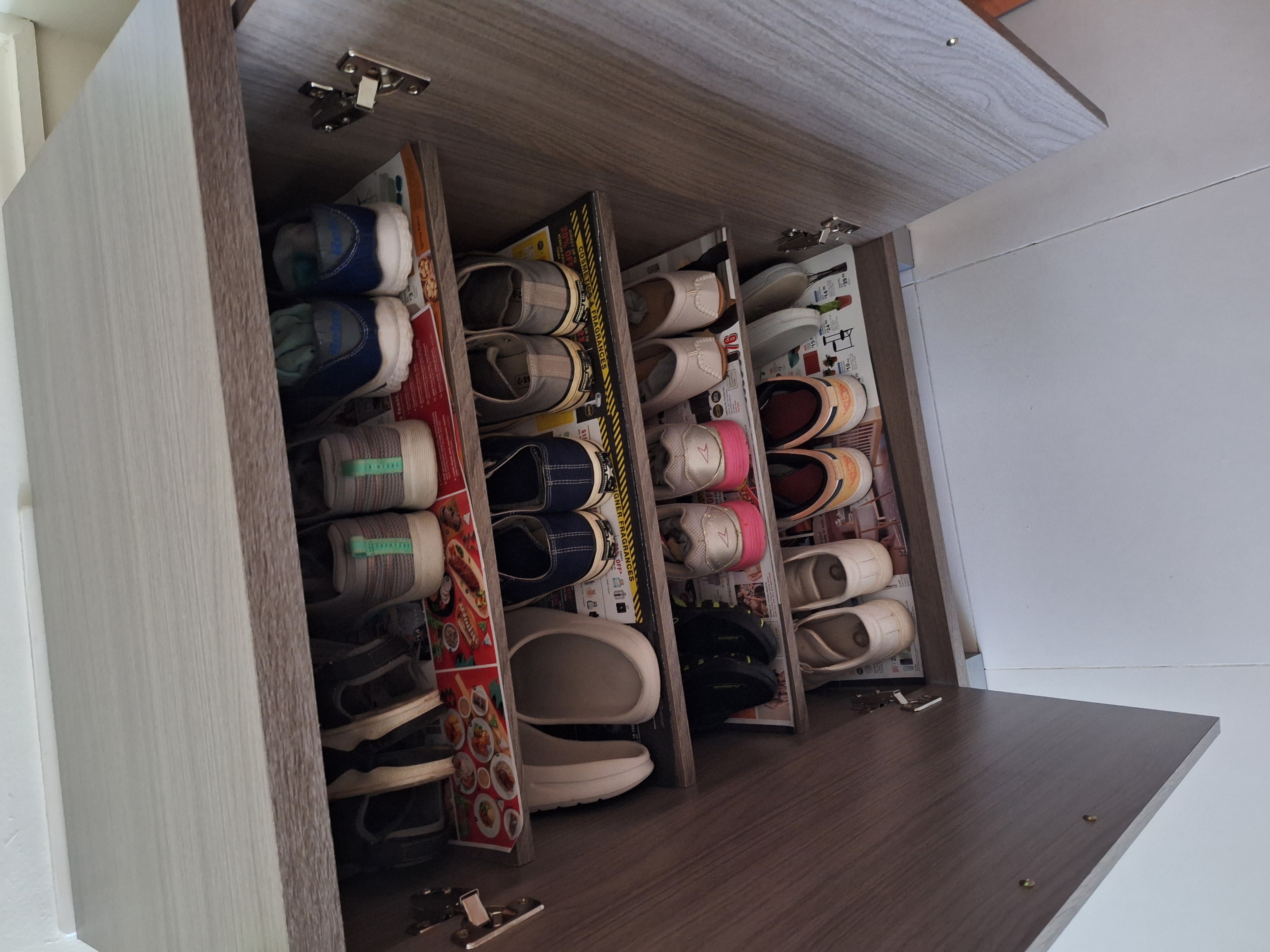 Customer home photo 2: This shoe cabinet is sleek and modern. Suitable for small family and nice oak colour. Love the 5 year warranty and professional customer service team too! Thank you!