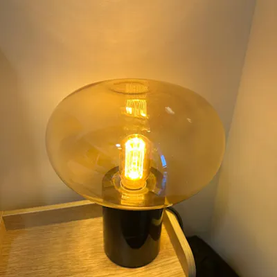 Customer home photo 1: Very nice lamp and exactly as shown. Delivered with heavy padding to ensure that there is no damage to the product. Feels like it is made of premium material.
Just to note that bulb is not included with the lamp (which is very clear in the product description). But very easy to separately find a T45 E27 filament bulb which fits perfectly!