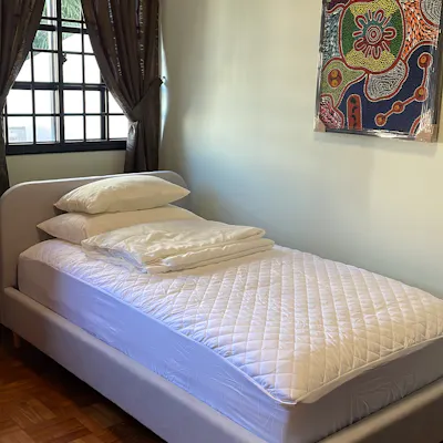 Customer home photo 19: Mattress delivered and deployed. Looks and feels solidly comfortable!