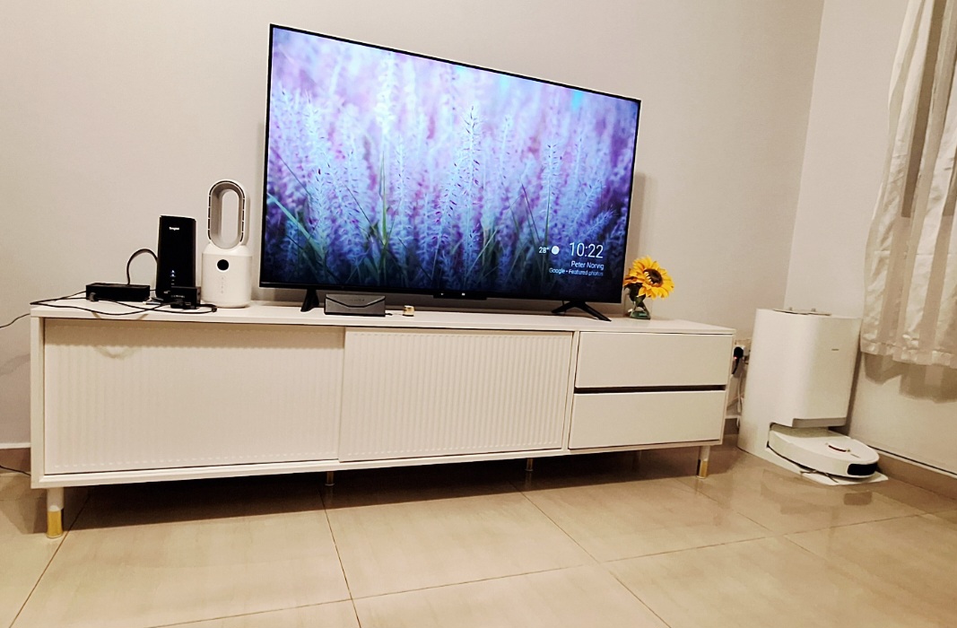 Customer home photo 1: I love this TV Console. It's easy to set up. The quality is good.