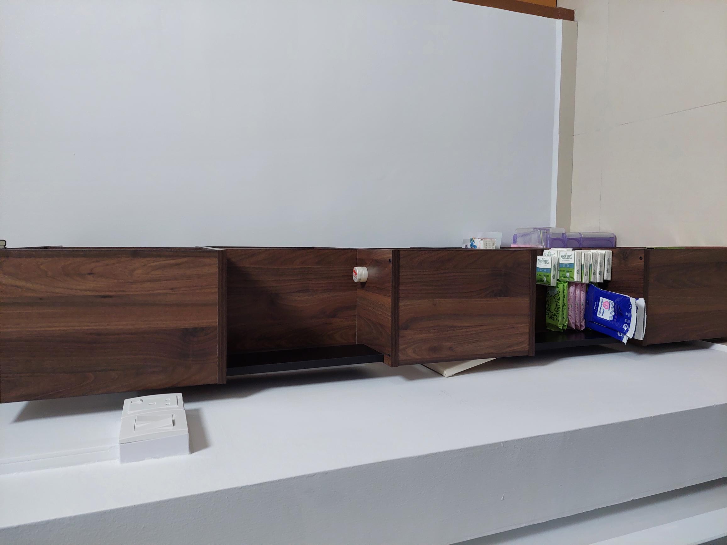 Customer home photo 8: It looks really good and stylish - suggest that you ensure that it is assembled for you.