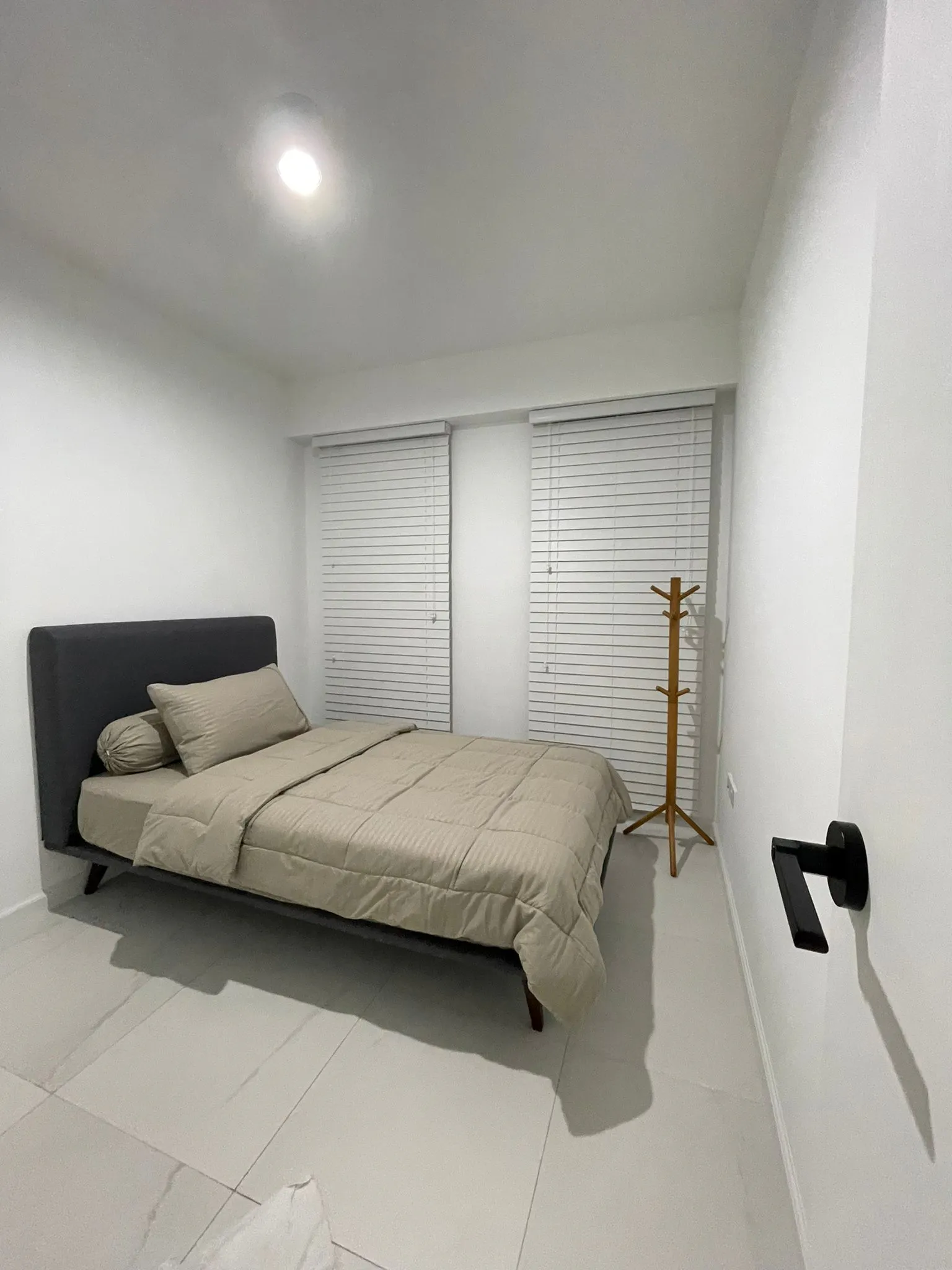 Customer home photo 19: Nice comfortable sleep with the hard mattress for a platform bedframe. Great back support and posture correction.