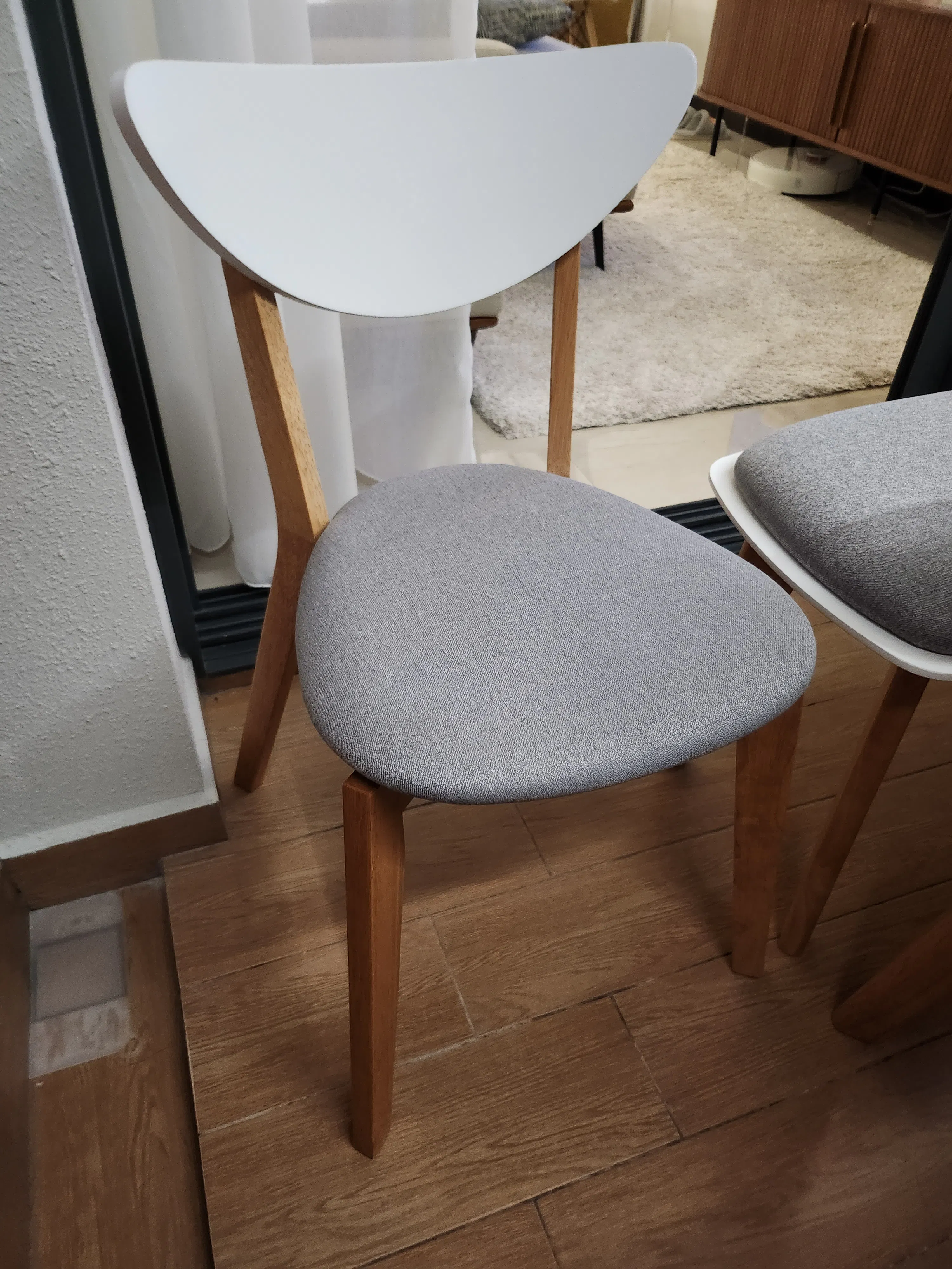 Customer home photo 36: Nice chair. Get the entire set with the bench.