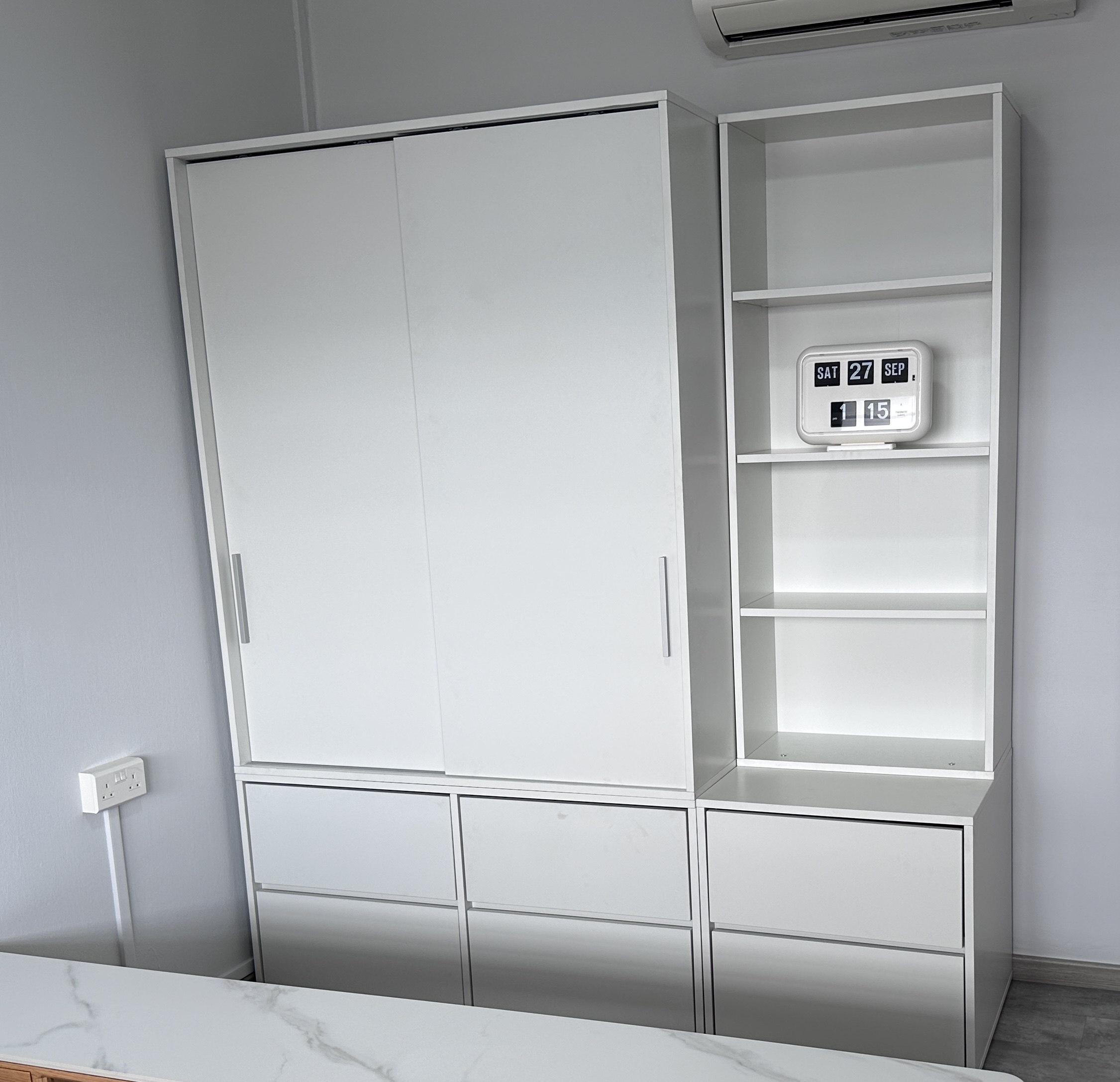 Customer home photo 10: Just nice fit at my dressing table, like it !!!