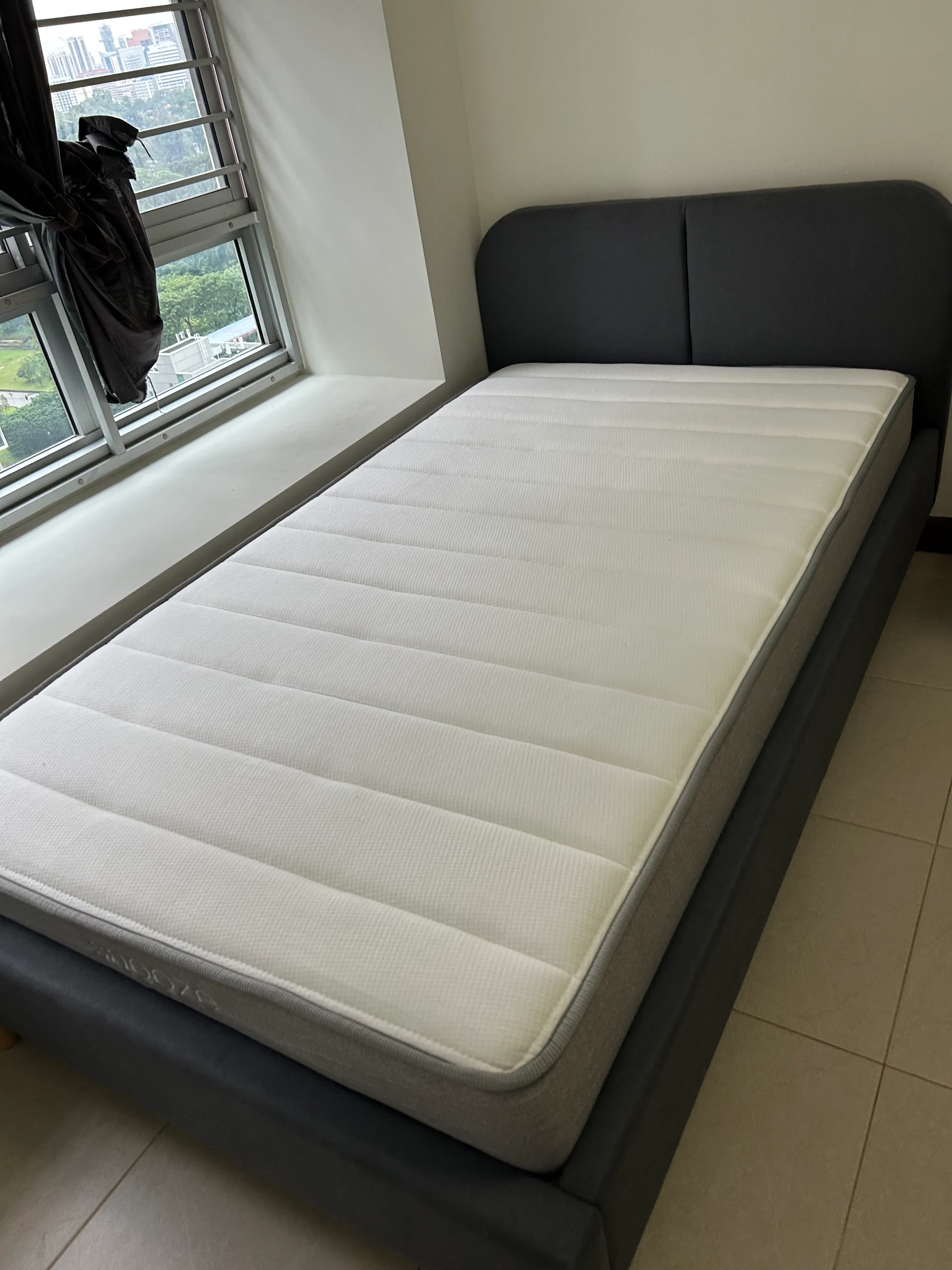 Customer home photo 2: Super single is good size. Fabri is not bad. Design is quite nice.