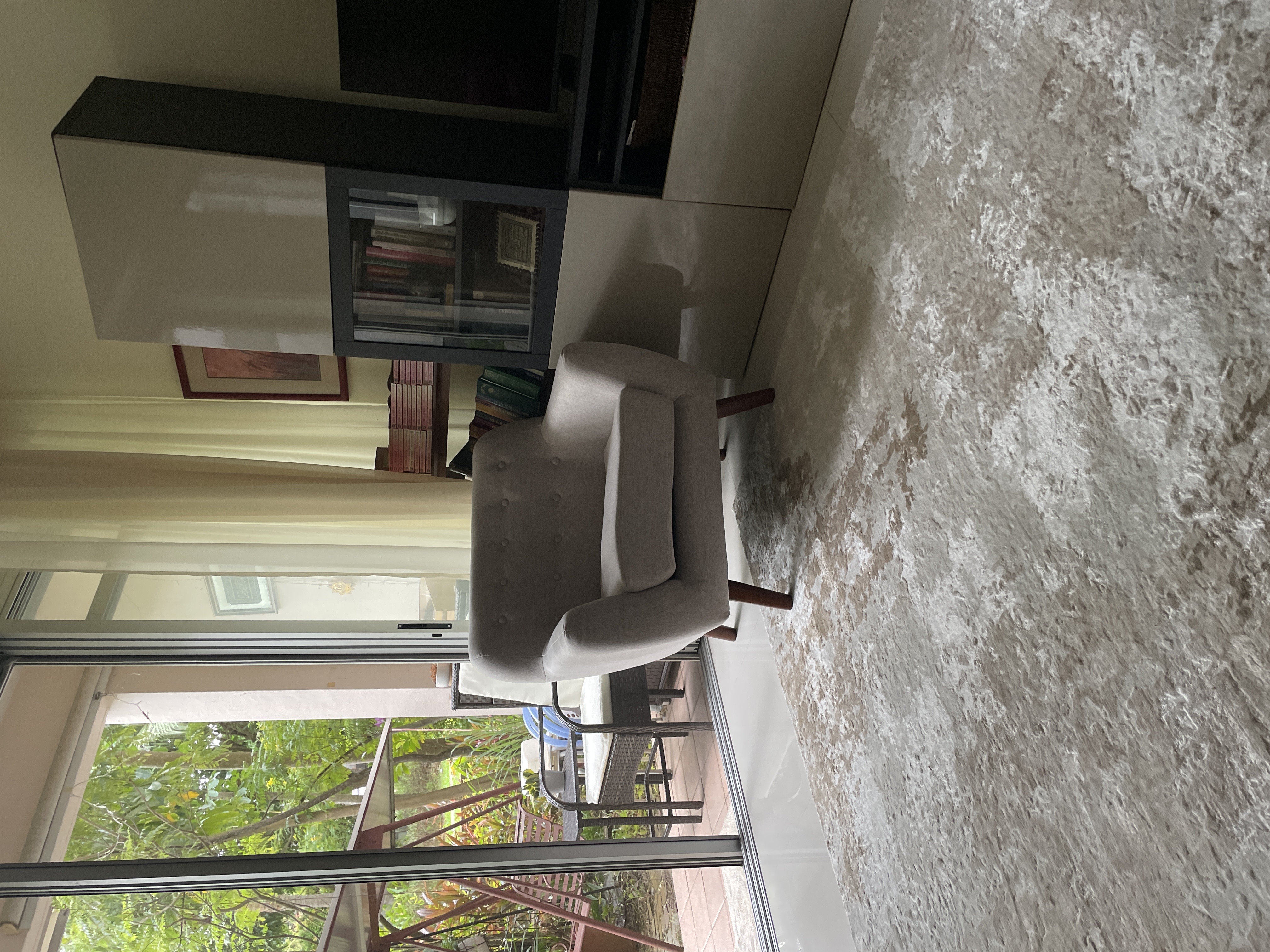 Customer home photo 2: Light, easy to move. The price!