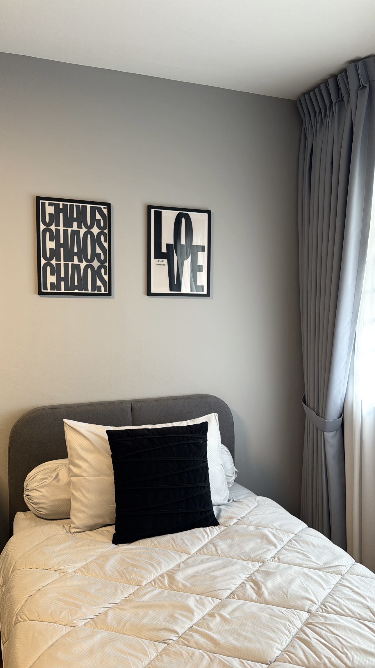 Customer home photo 9: Love it! Satisfied with purchased. Love that it comes with a storage.