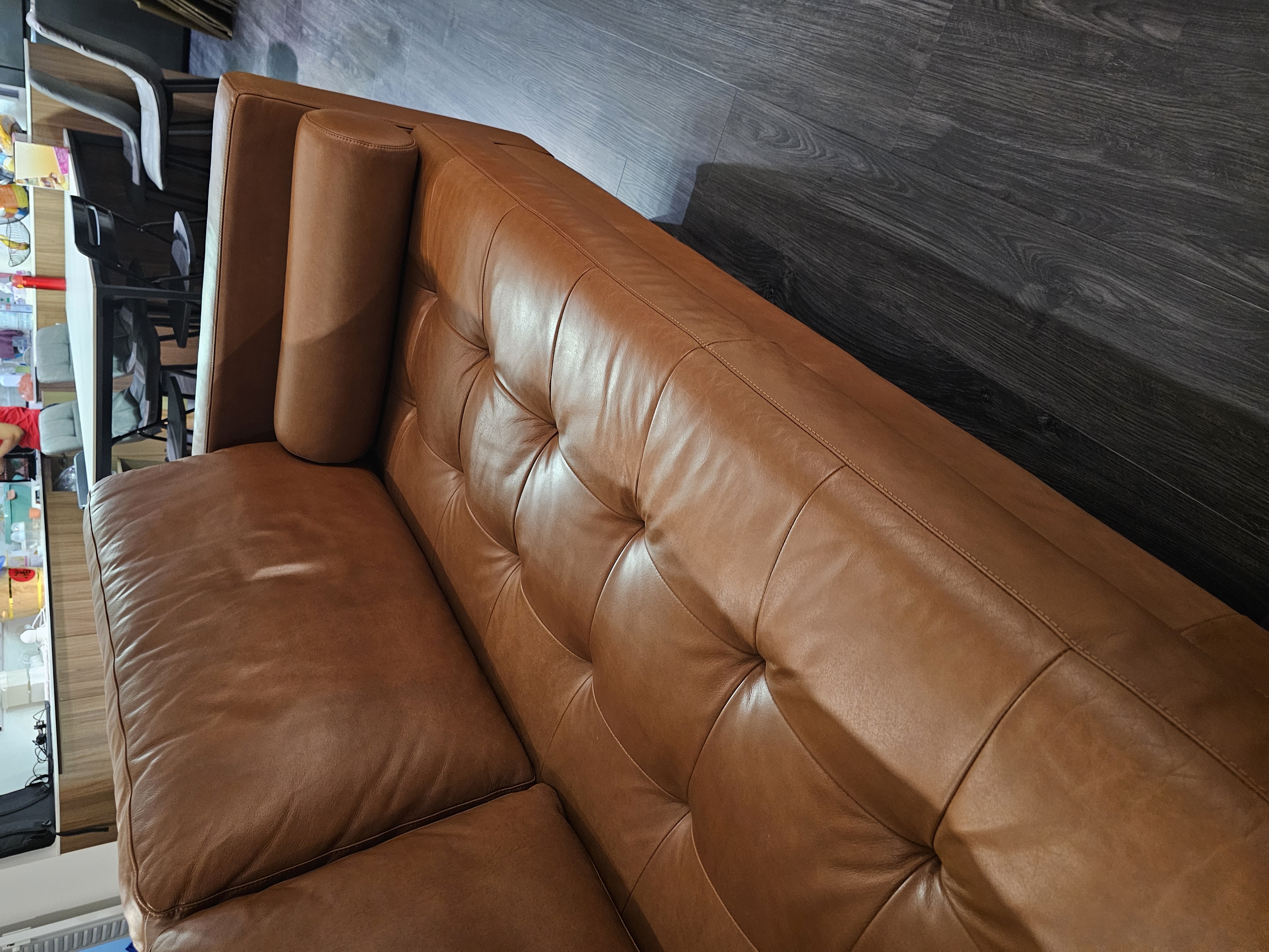 Customer home photo 3: good quality leather, solid material sofa
