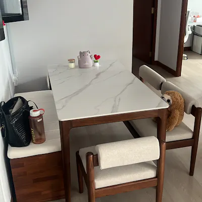 Customer home photo 1: The bench is very comfortable, more than 3 people can sit which is great. No formaldehyde smell. Excellent