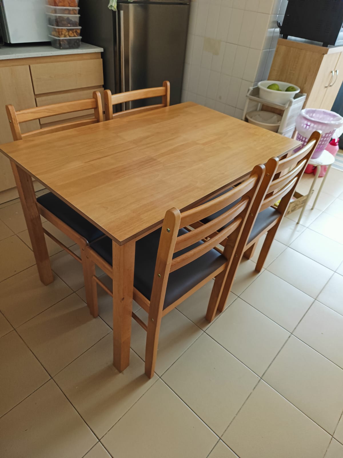 Wald Dining Table 1.1m with 4 Wald Chairs - Natural