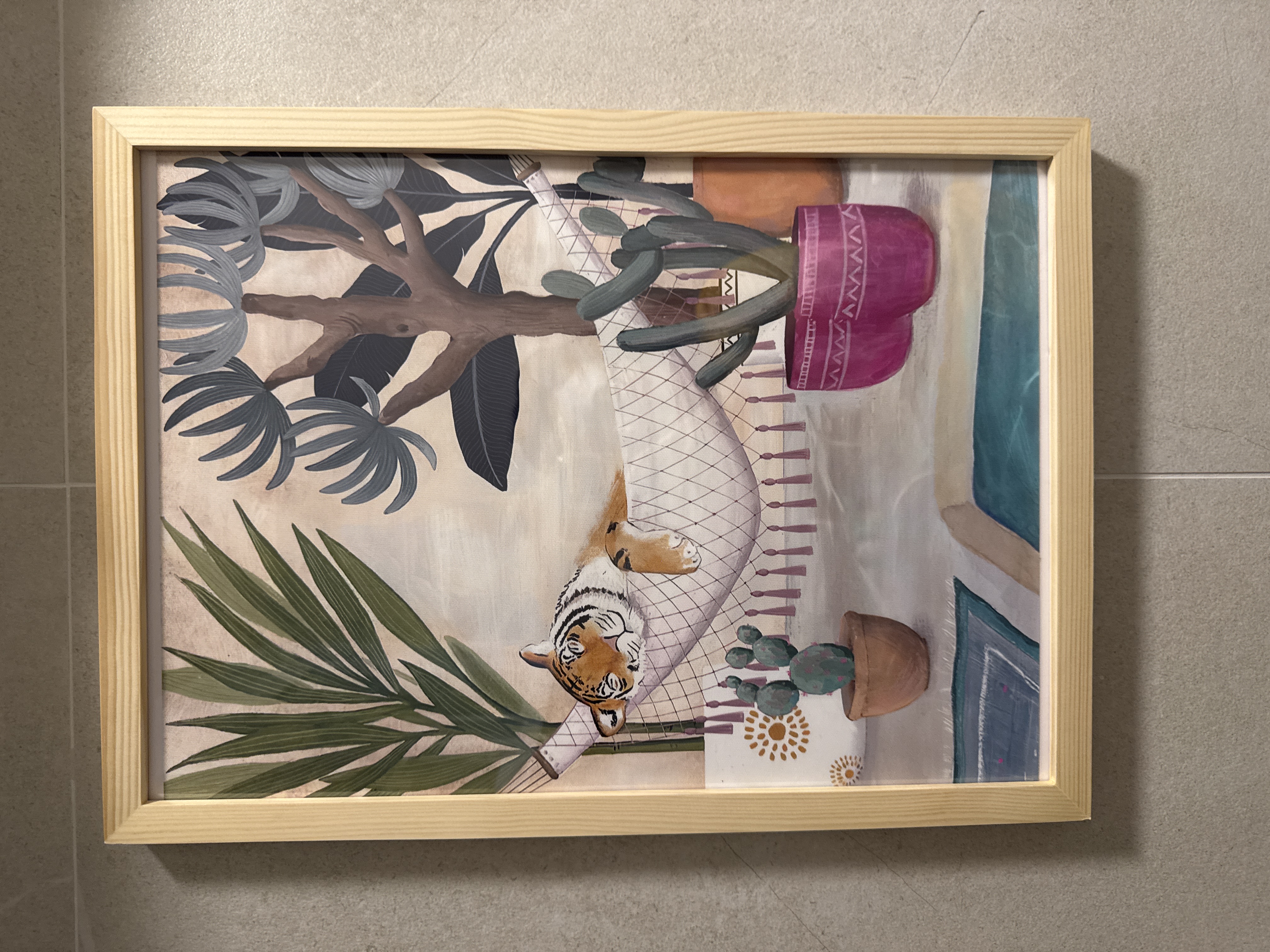 Customer home photo 7: Thick solid wood frame, not like those flimsy ones that break easily. Confident to hang this in the toilet.