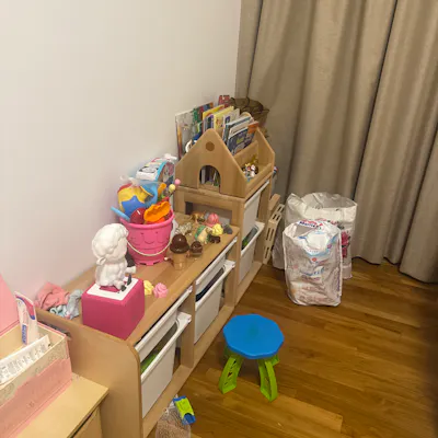 Customer home photo 2: To be honest I was expecting low quality item like the famous Swedish brand, but this is very good quality. I really satisfied with the product.