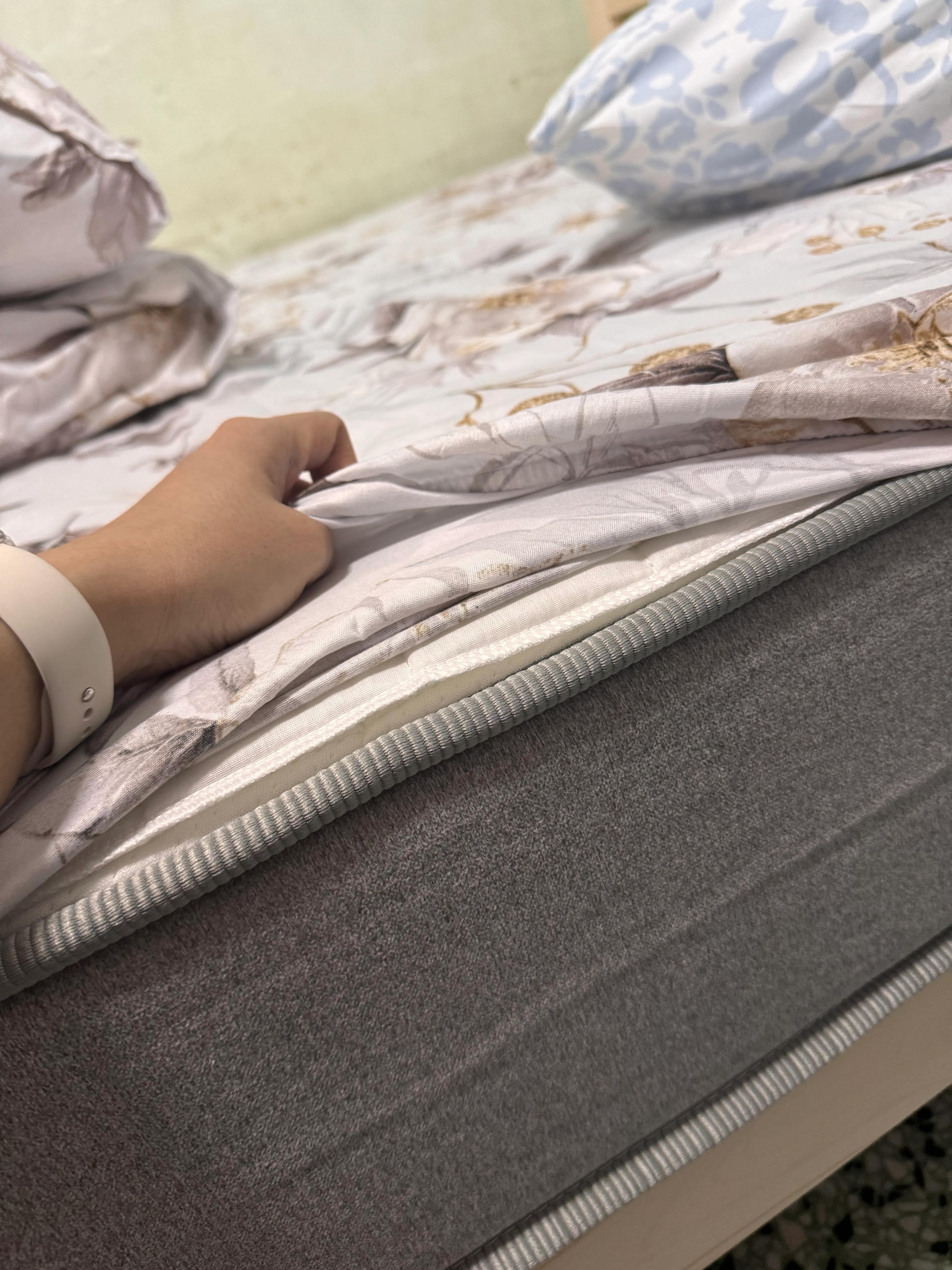 Customer home photo 23: Bed is so soft and nice to sleep in. Great buy