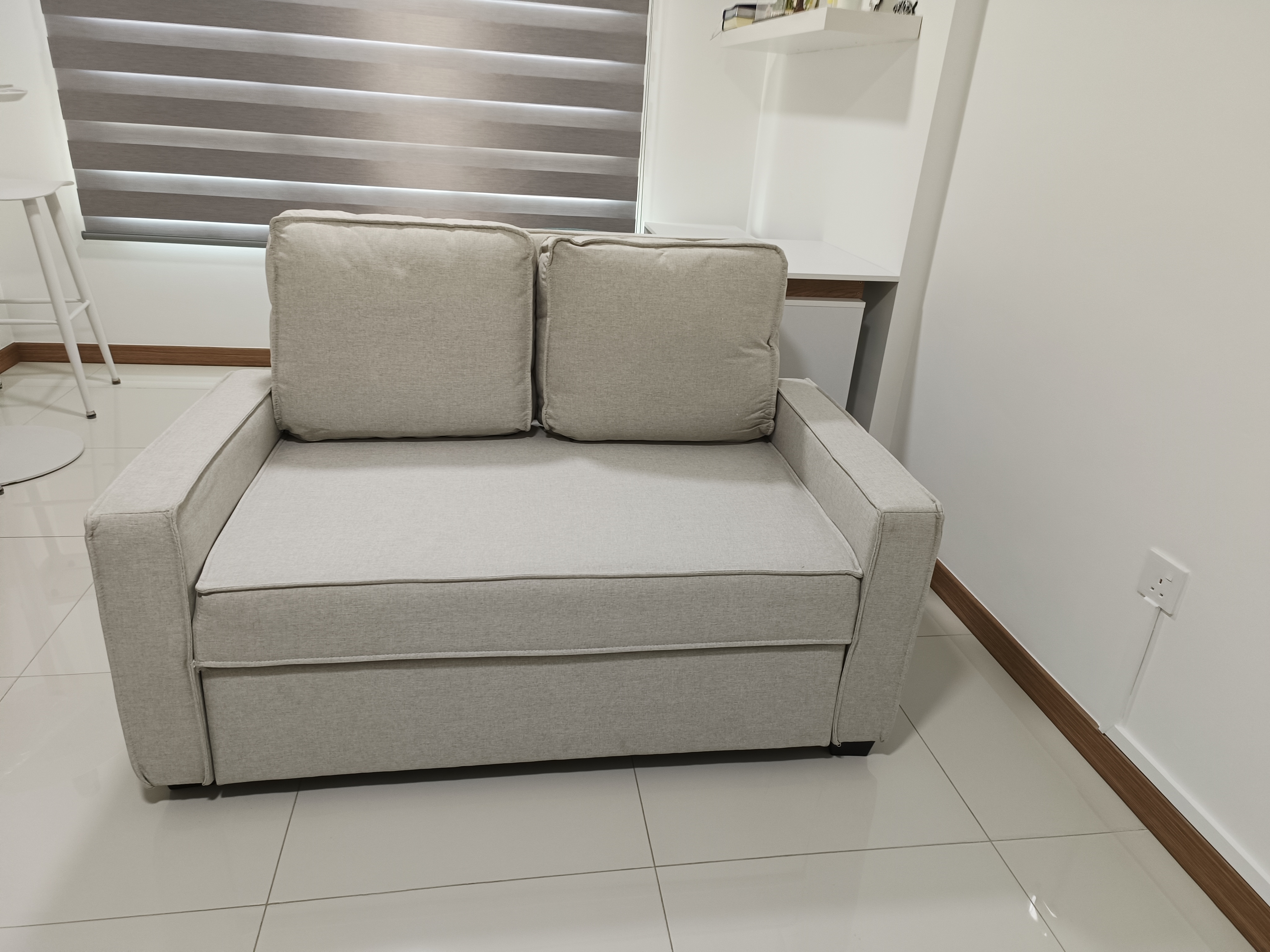 Customer home photo 2: I like the colour and it is very comfortable to sit on it.