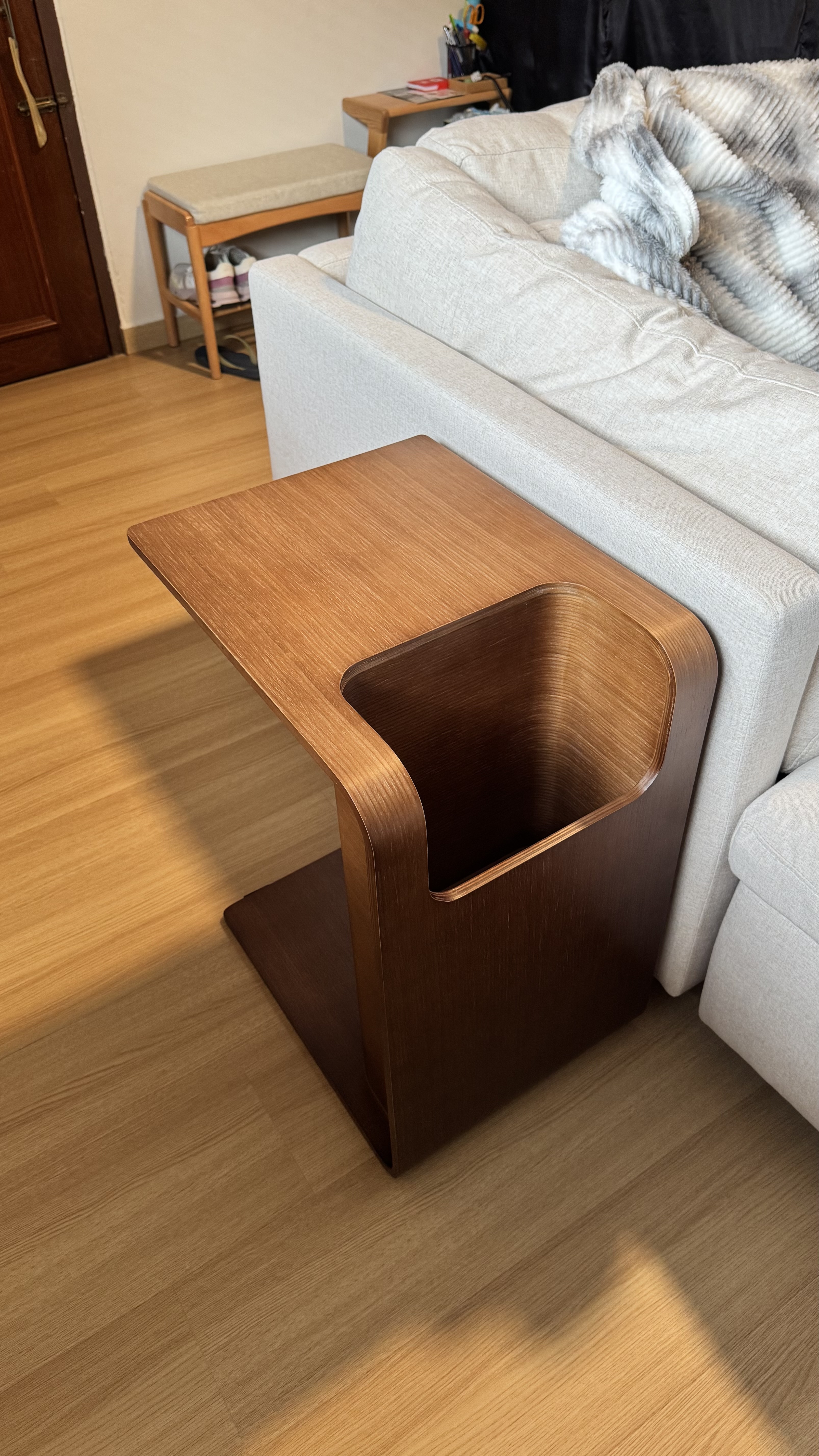 Customer home photo 10: Simple and nice. Quite stable, doesn’t topple as easily as I thought, but also not that it has toppled before.