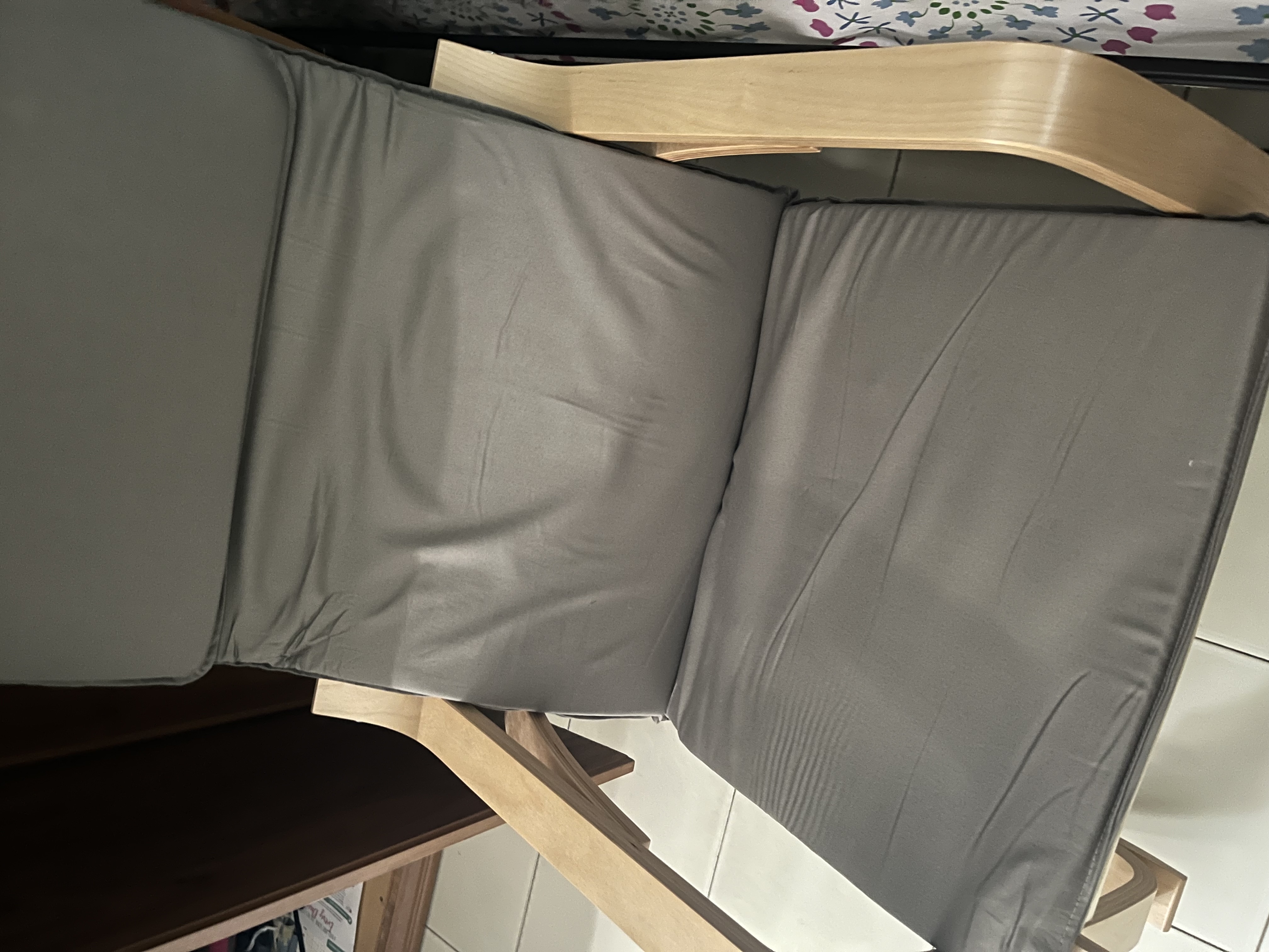 Customer home photo 1: Really a good chair to just chill after work, the setup was simple enough, had a bit of troubles ngl but overall doable. Delivery was efficient as well. Overall a very happy purchase thanks 🙏