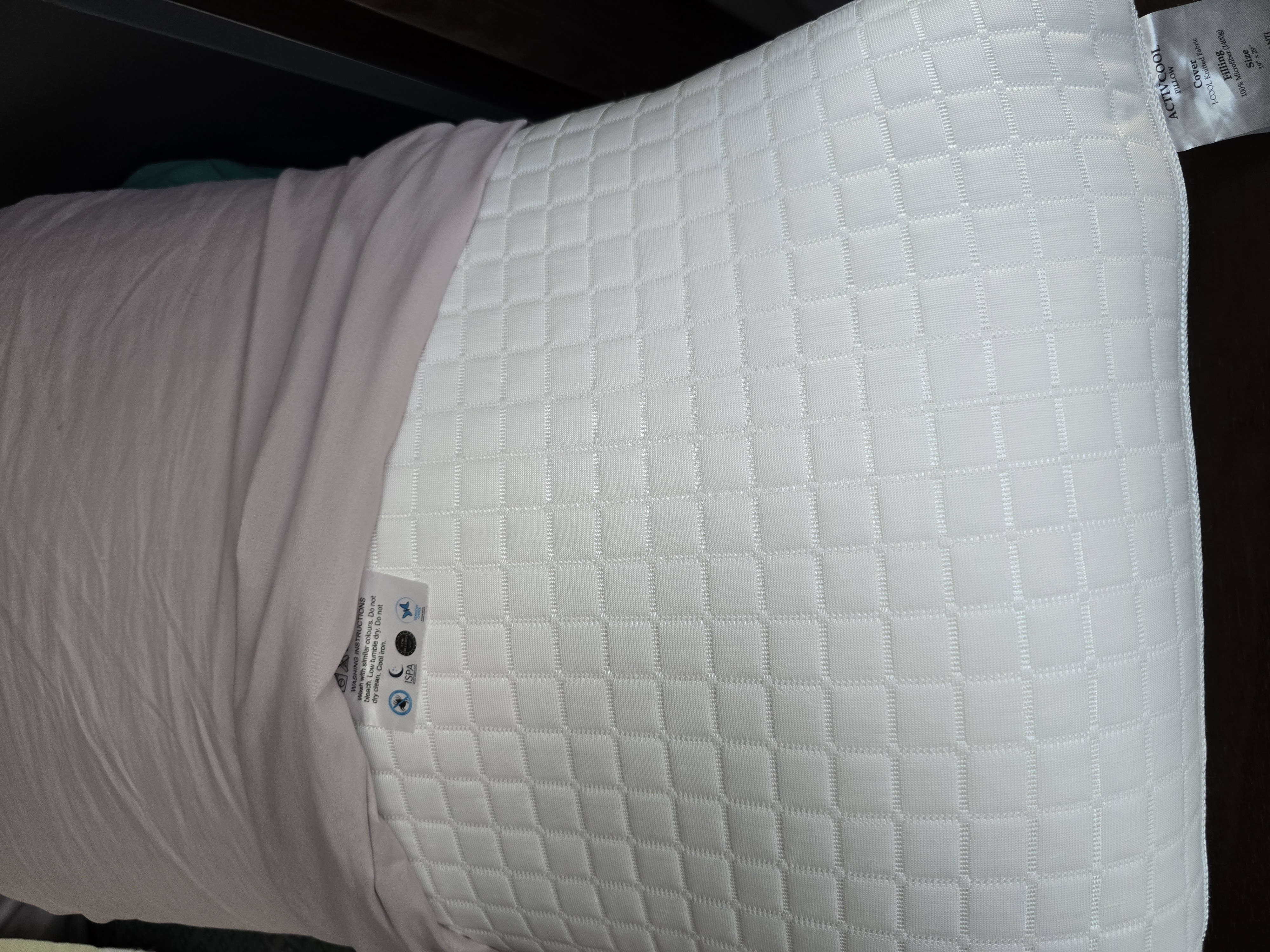 Customer home photo 4: Like the soft and smooth material. Feeling good to sleep on it