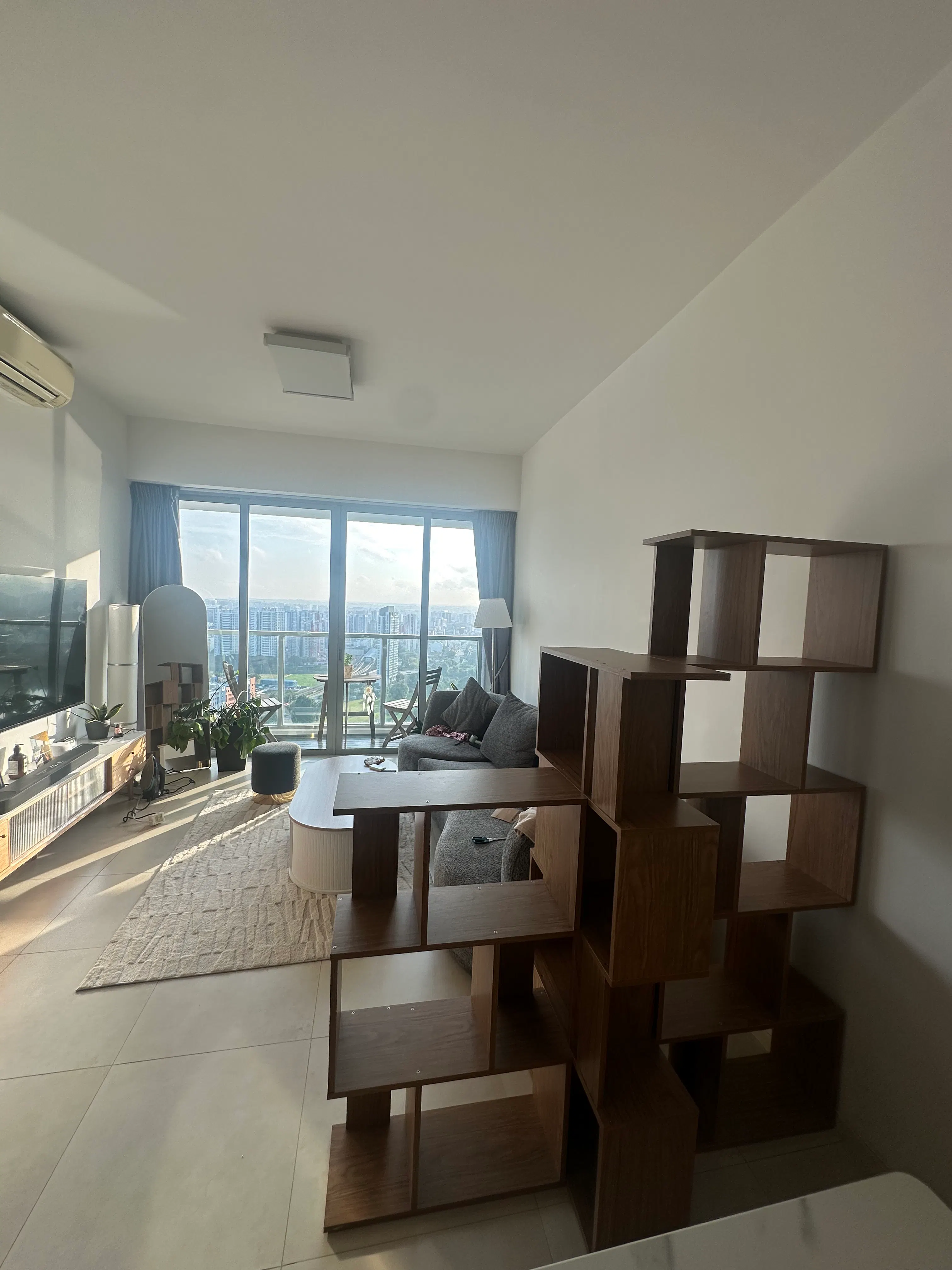 Customer home photo 2: Absolutely stunning. Love the overall look and colour, adds richness to the room. The best part is that it comes in various sizes so can play around with stacking it according to your room size and preference